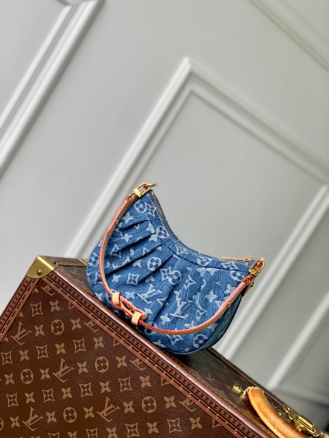Louis Vuitton Pochette Valley Monogram Denim Blue M13571 High
