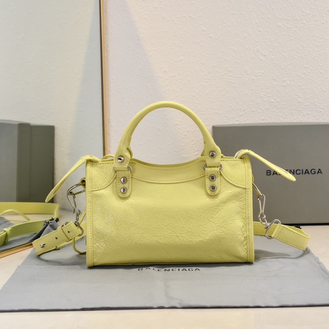WOMEN'S LE CITY MINI BAG Lambskin & Silver Metal High