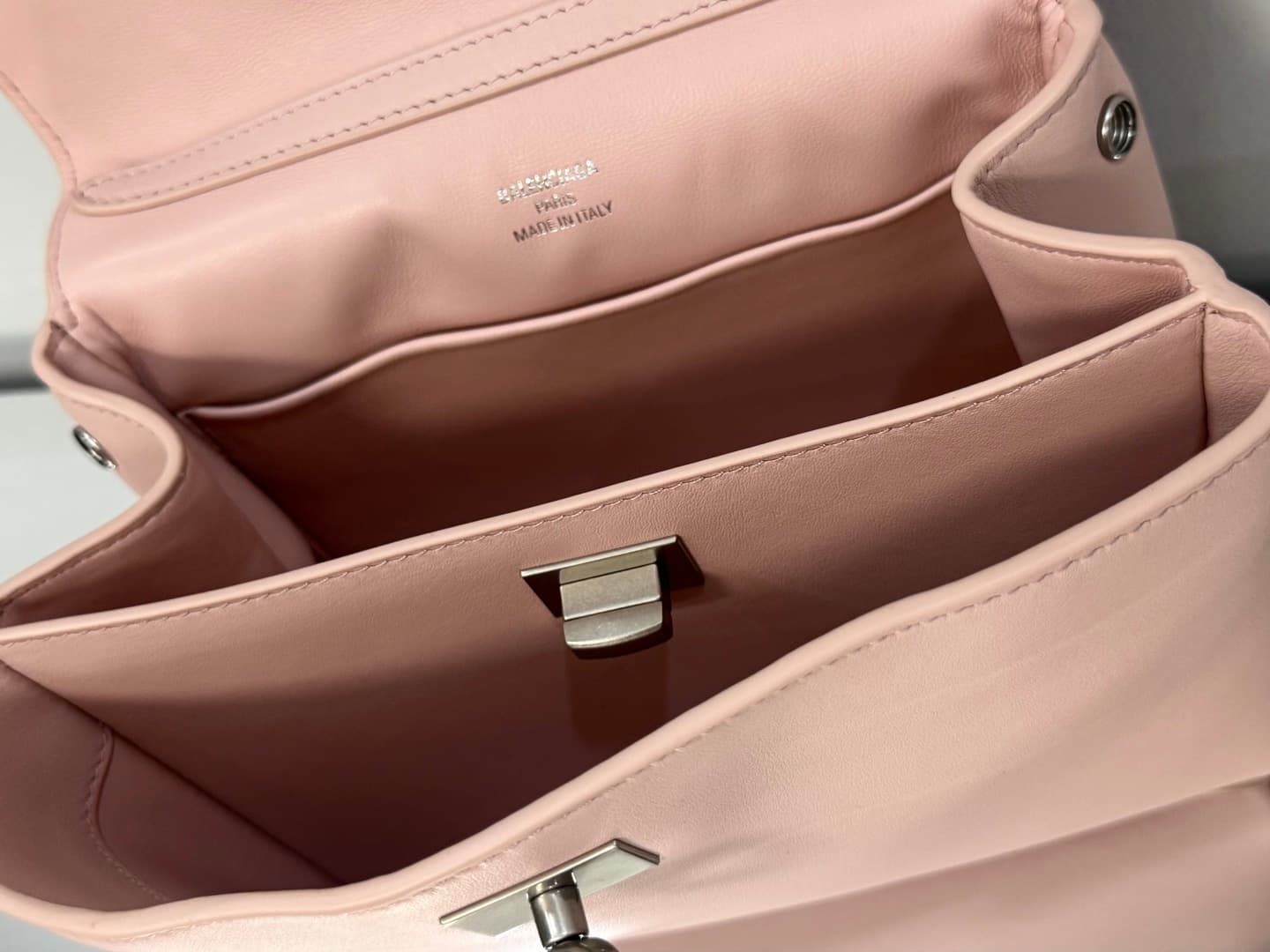 Balenciaga Rodeo Mini Bag in Pink Leather With Silver-Tone Metal TOP