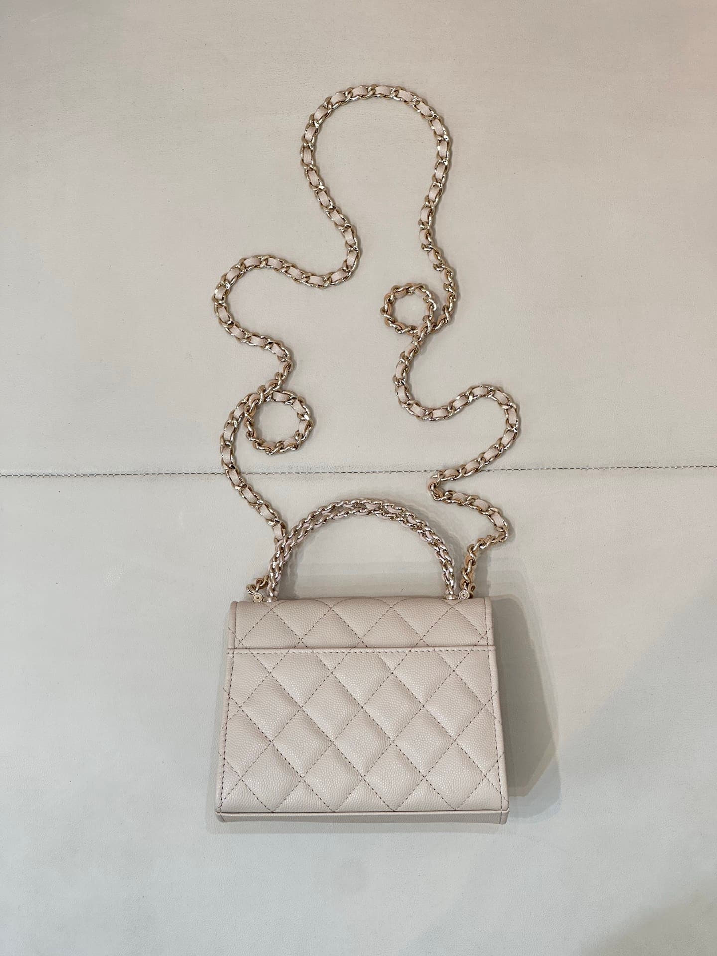 Chanel Clutch with chain Grained Calfskin&Gold-Tone Metal Beige AP3236 TOP