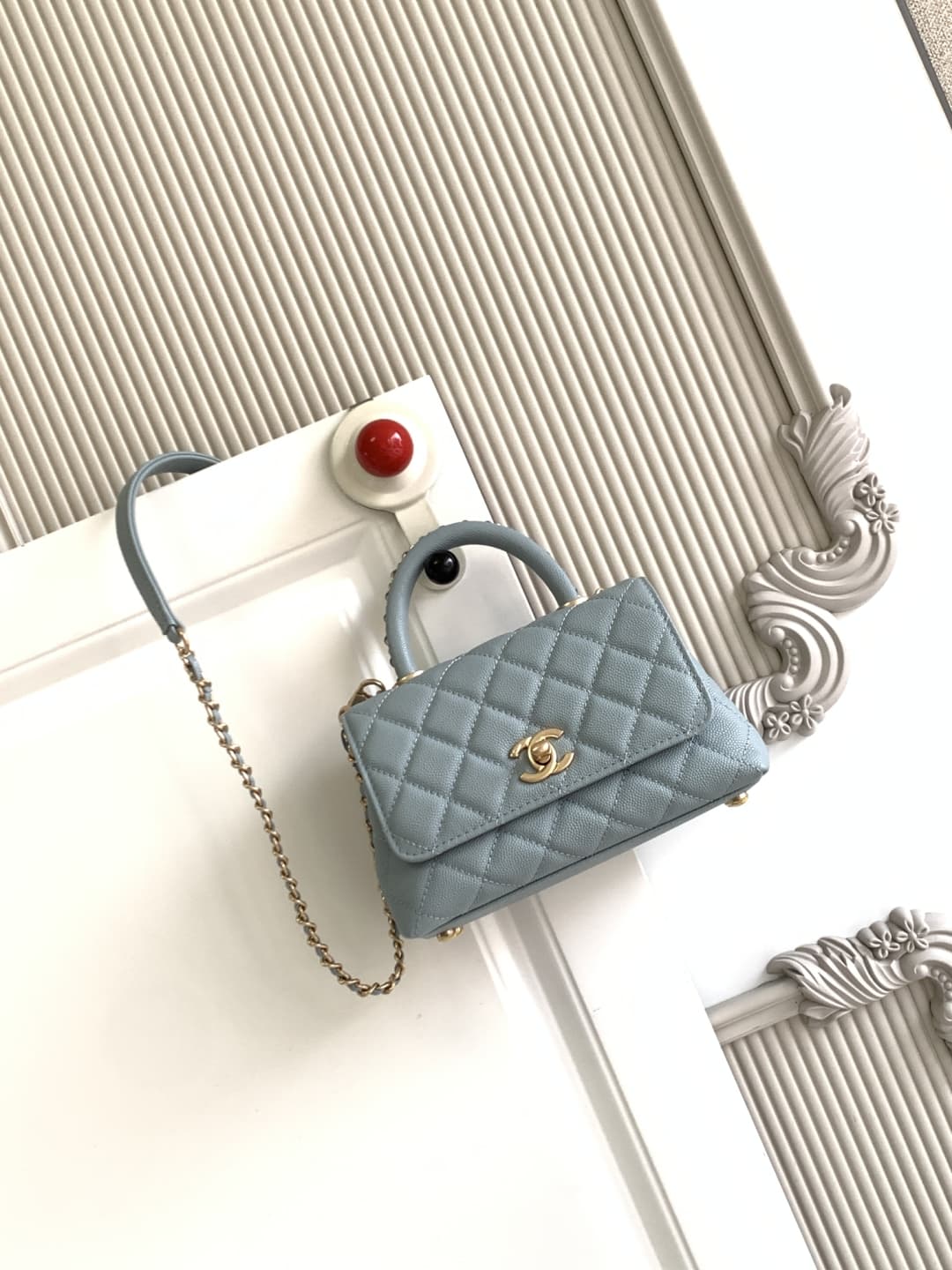 MINI FLAP BAG WITH TOP HANDLE AS2215 Grained Calfskin & Gold Metal Blue A