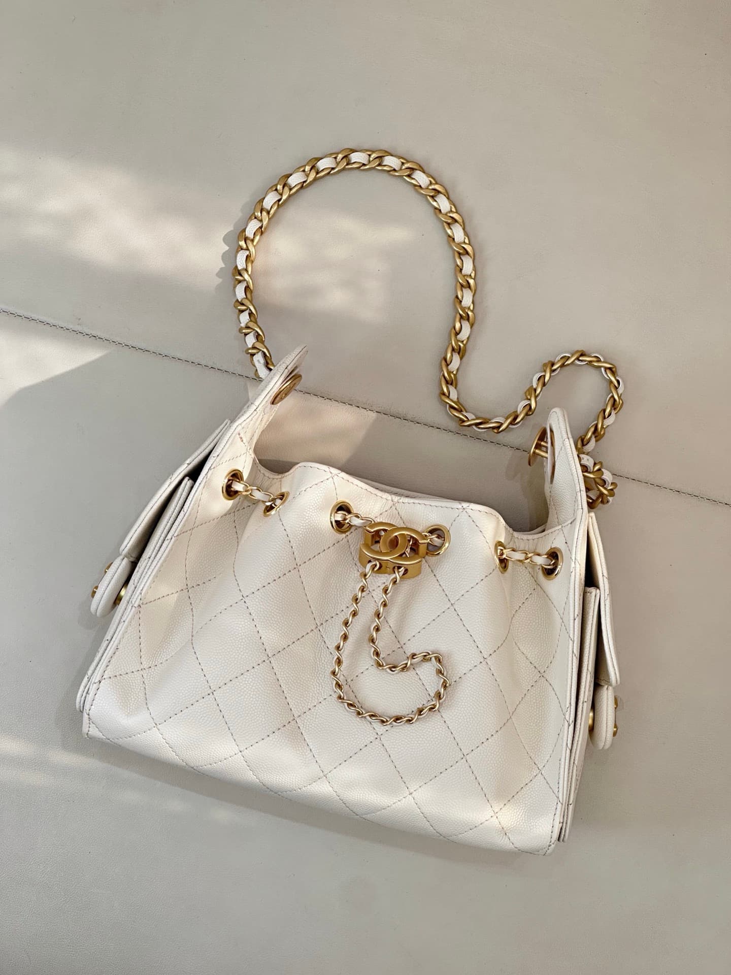 CHANEL 25 Mini Handbag AS5631 Grained Calfskin & Gold-tone Metal Cream TOP