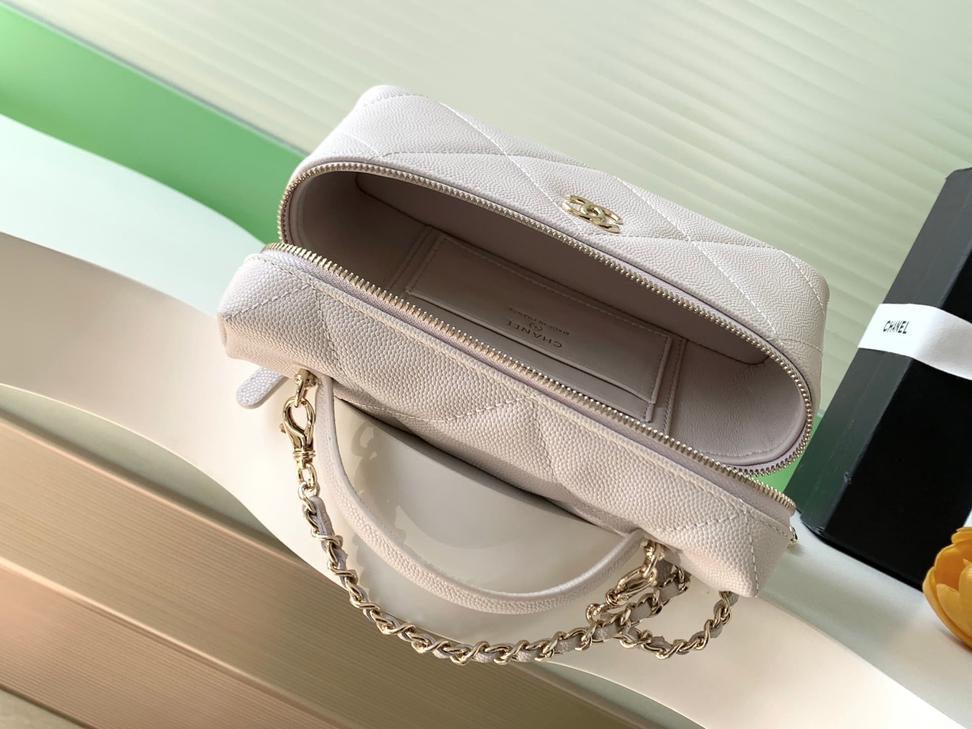 Chanel Vanity with Chain Grained Shiny Calfskin & Gold-Tone Metal Beige AP4936 A