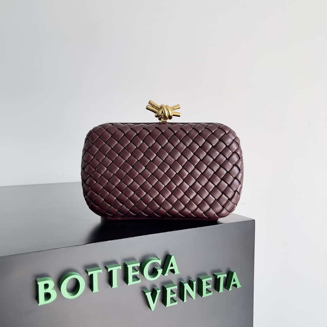 BV Knot Minaudière Clutch Lambskin Top