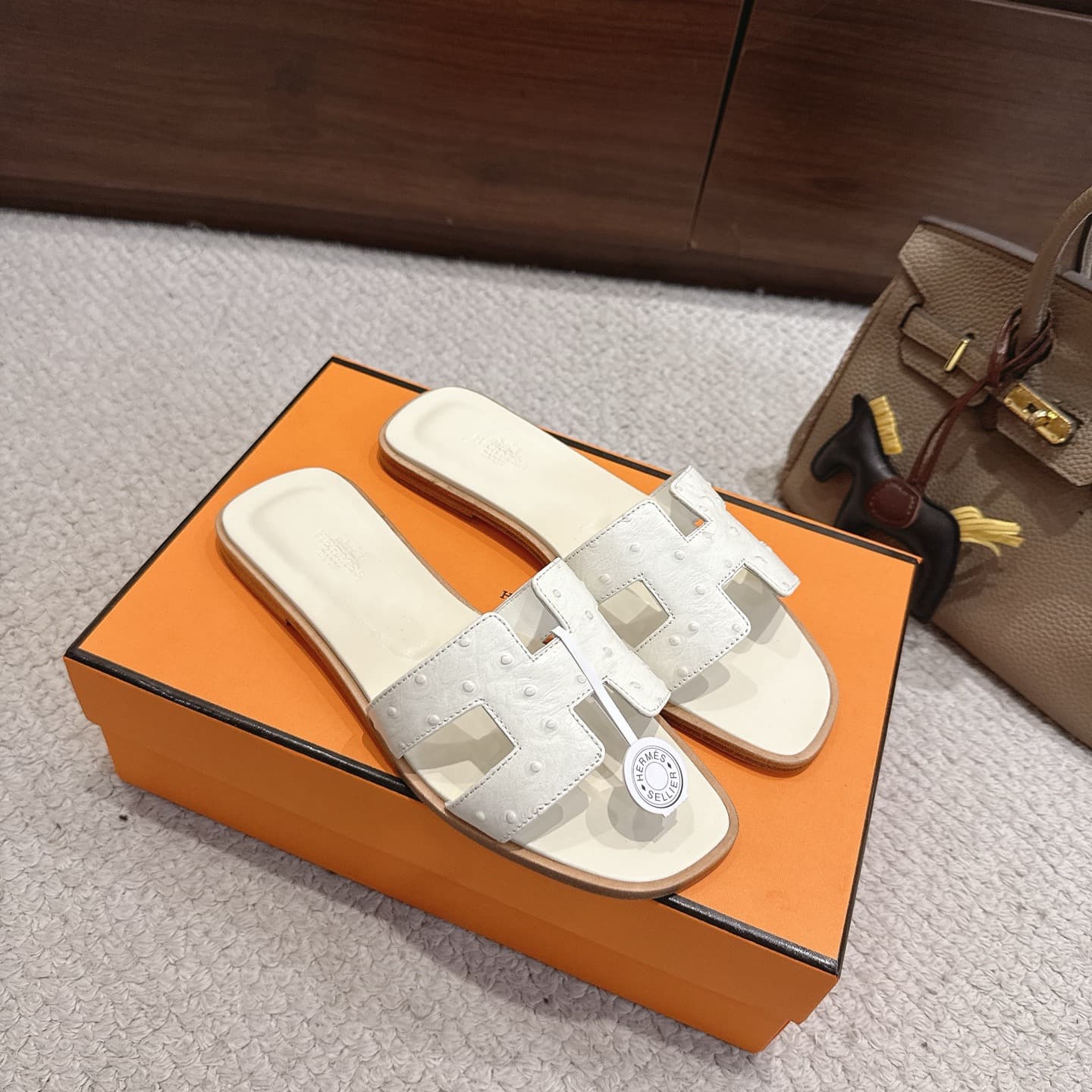 Hermès Oasis Ostrich Leather Sandal Shoes Women