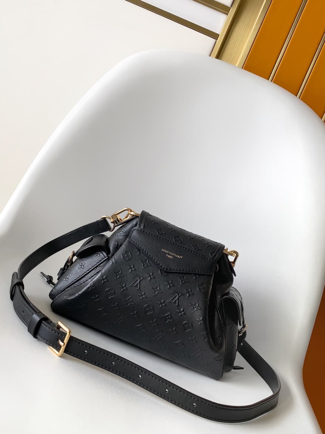 Louis Vuitton Odyssée Black Calfskin leather M25554 High