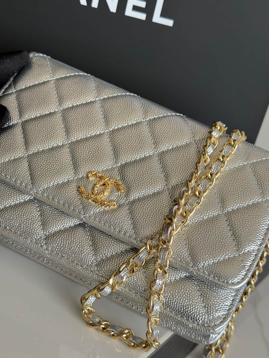 Chanel Wallet on Chain Shiny Grained Calfskin Strass & Gold-Tone Metal Silver AP5073 High