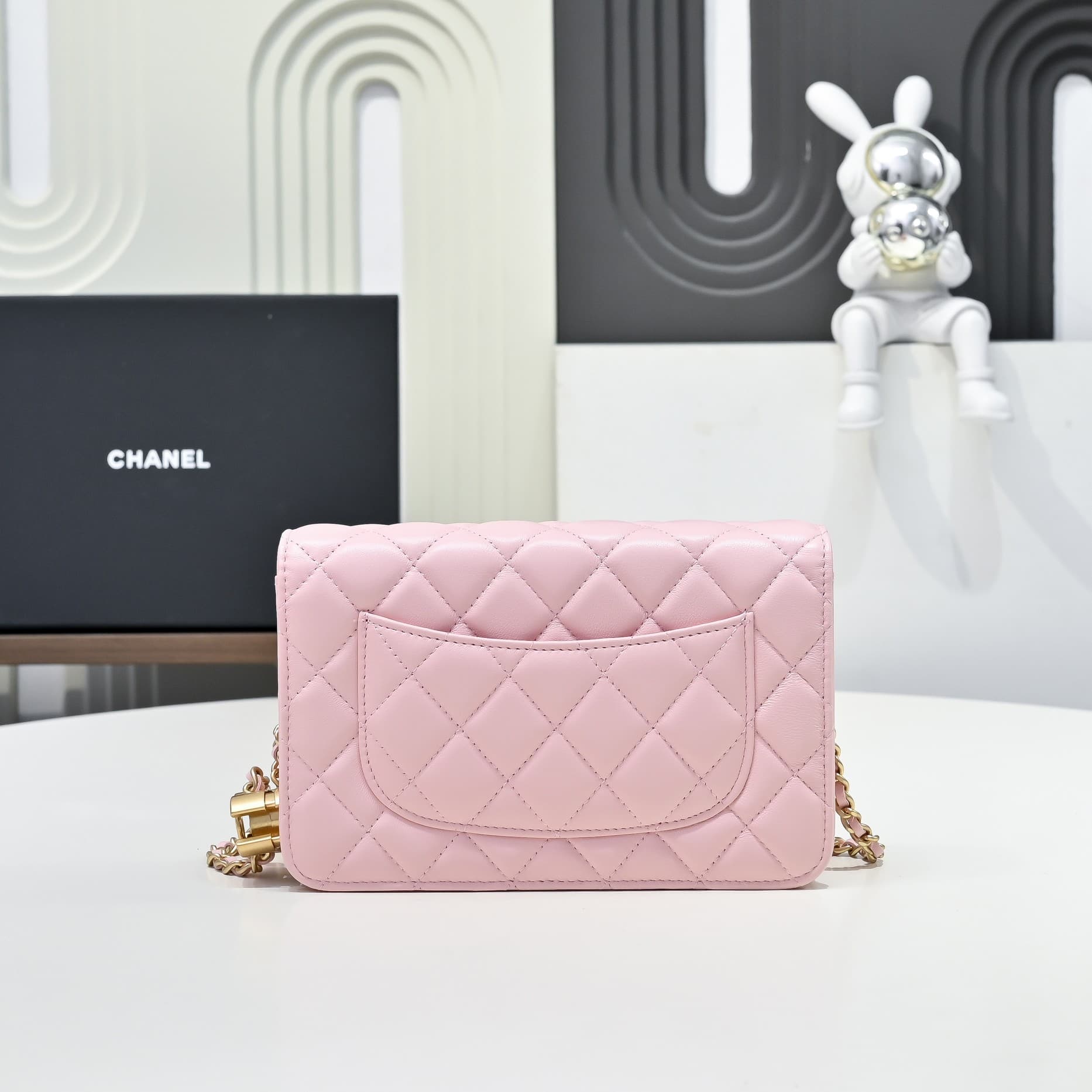 Chanel Wallet on Chain Quilted Leather  & Gold-Tone Metal Pink AP3938 High