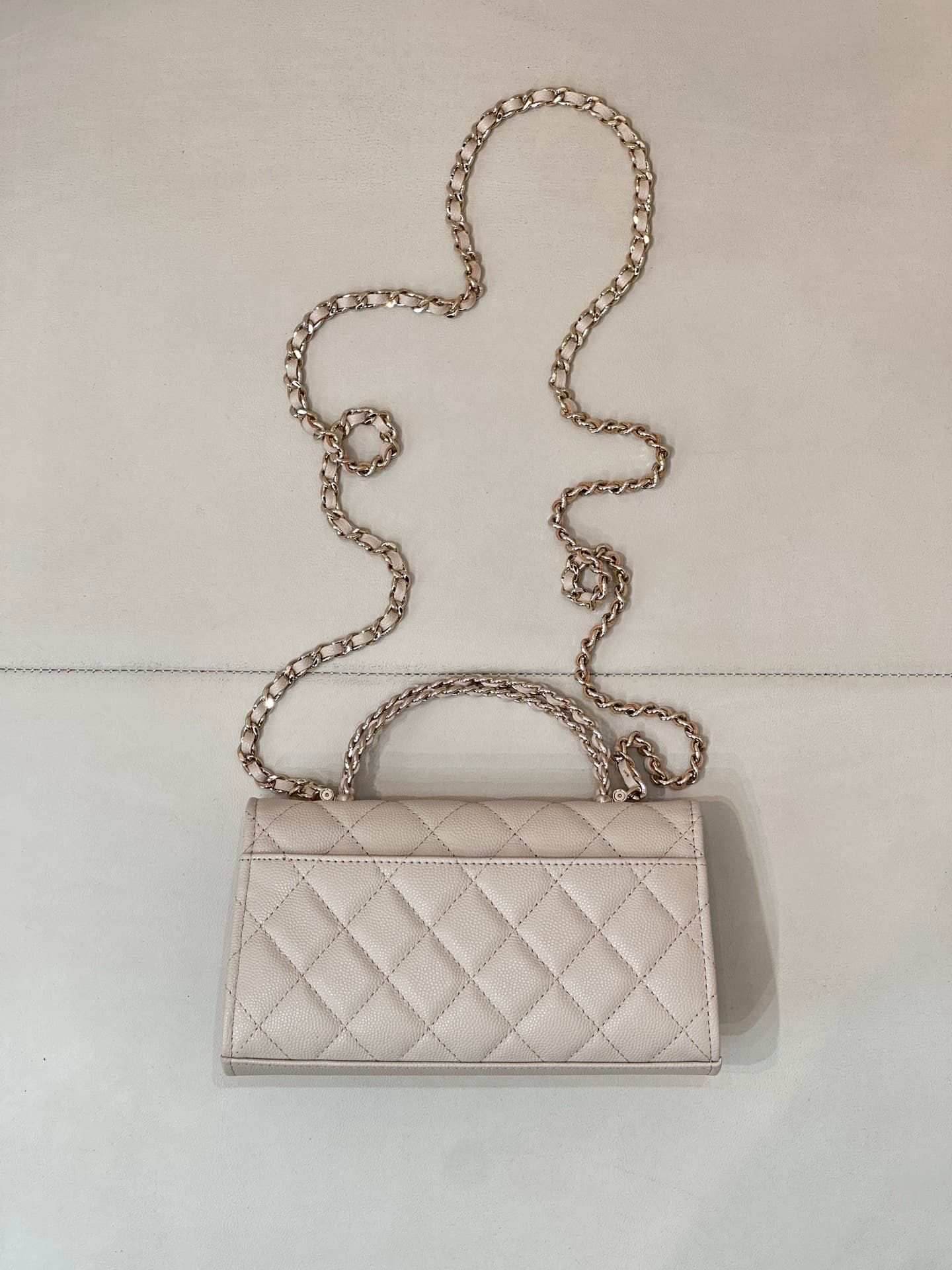 Chanel Clutch with chain Grained Calfskin&Gold-Tone Metal Beige AP3238 TOP