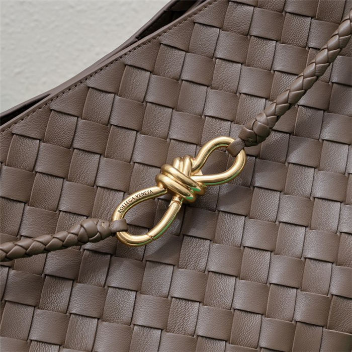 BV Andiamo Large Top handle bag High