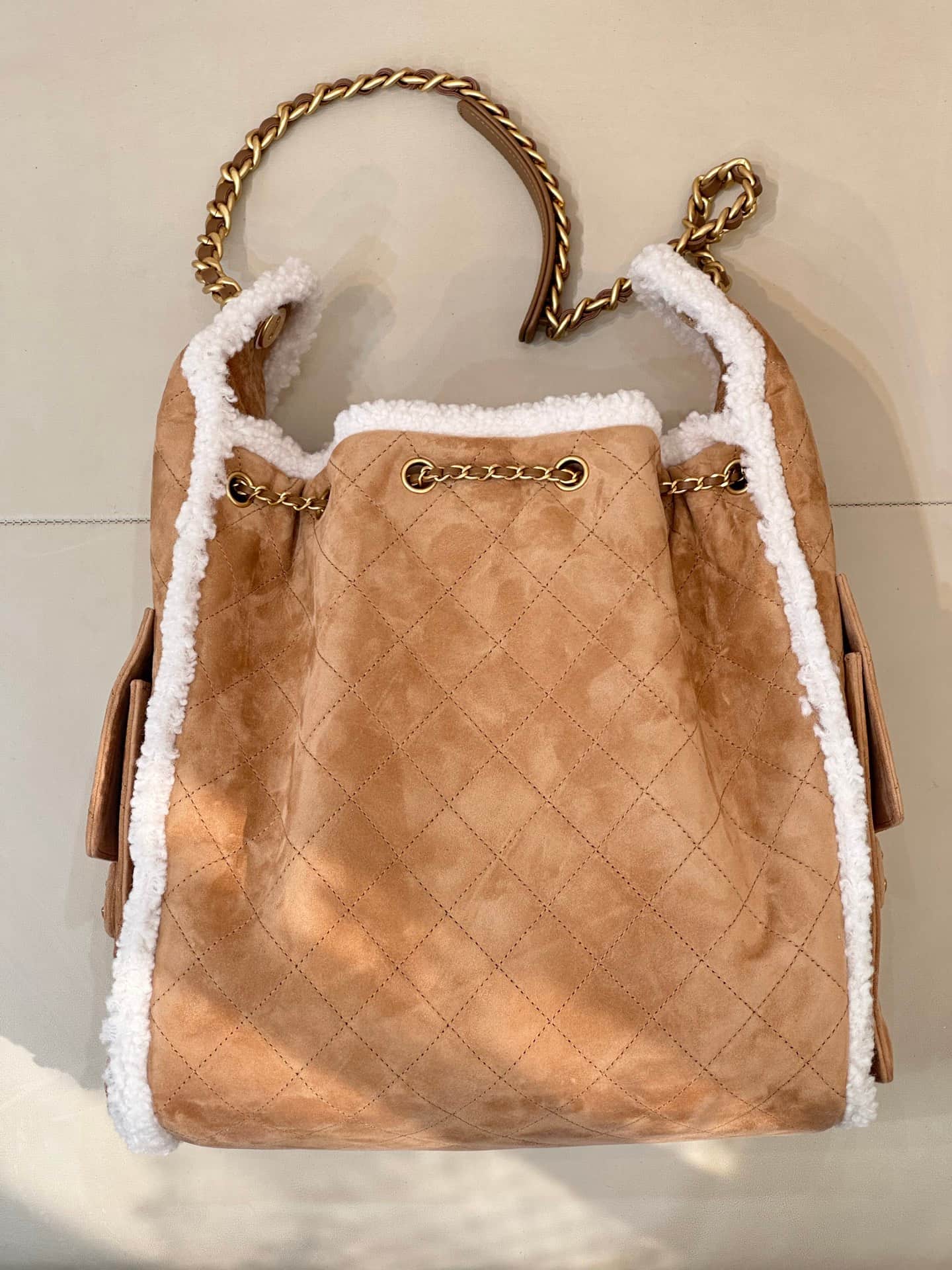 Chanel 25 Medium Hobo handbag AS5311  Suede &Shearling &Gold-tone Metal Beige TOP