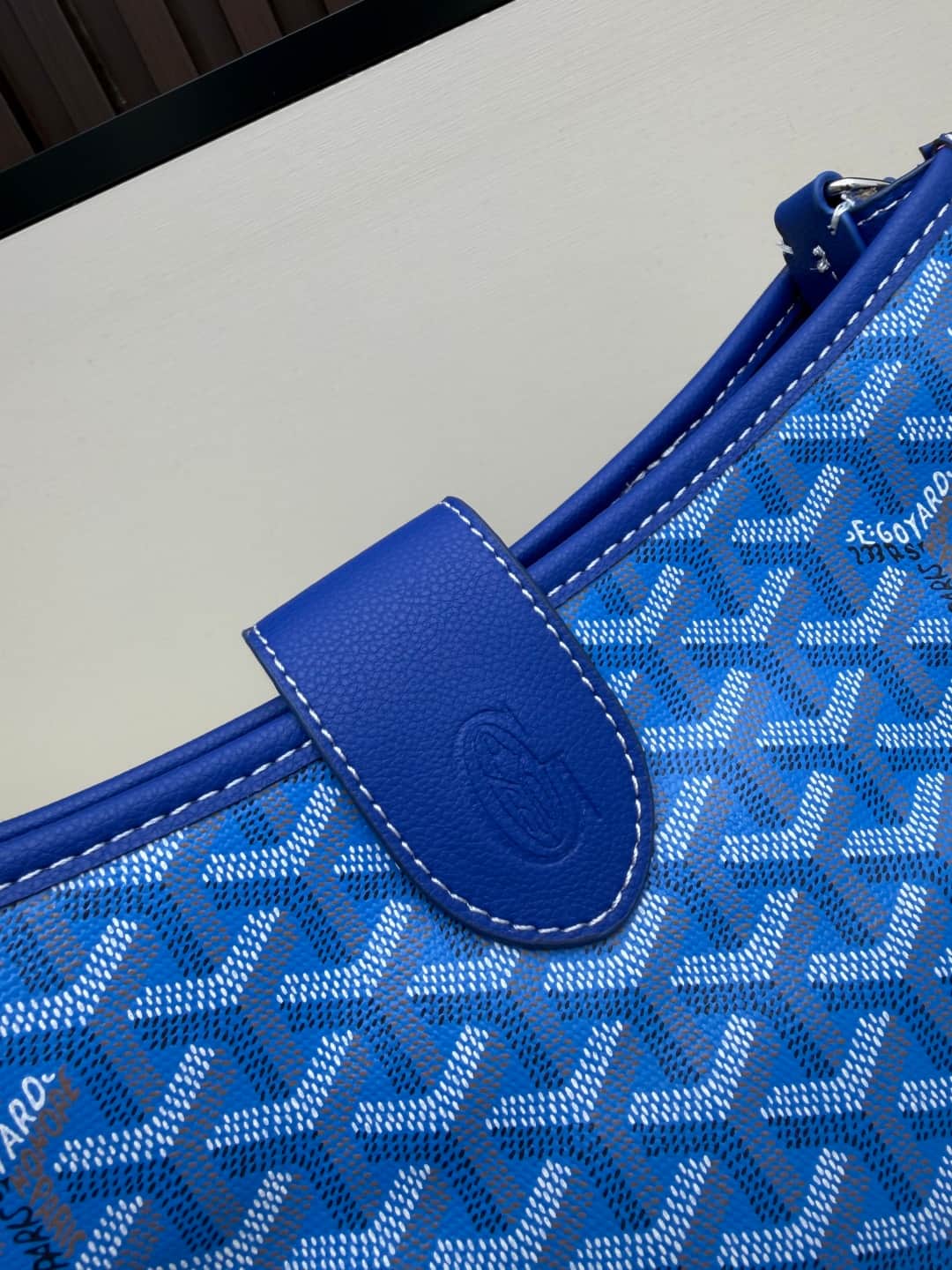 Goyard Musette PM bag in blue Goyardine canvas Mid