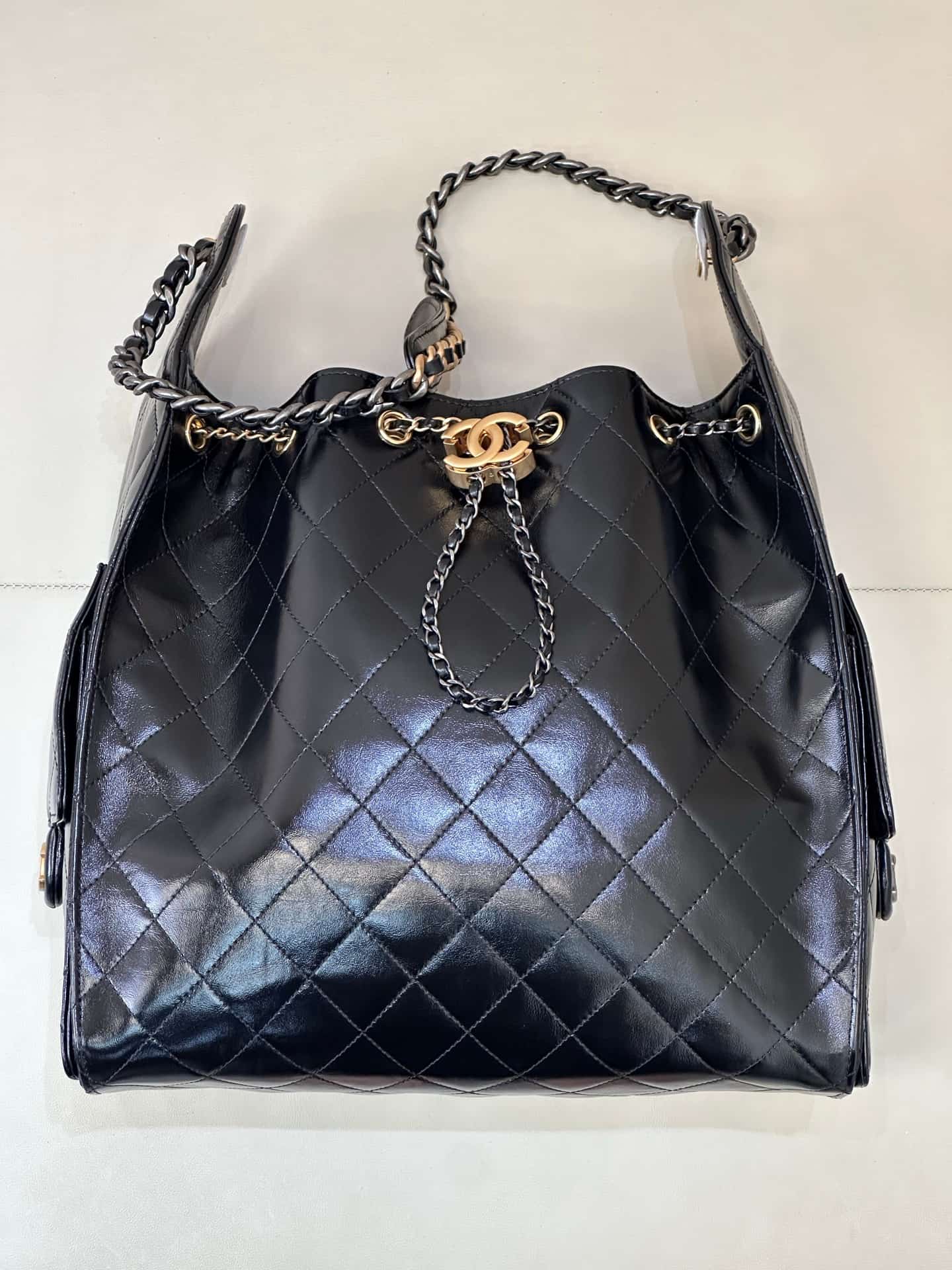 Chanel 25 Medium Hobo handbag AS5311 Shiny Calfskin  &Gold with Silver-tone Metal Black TOP