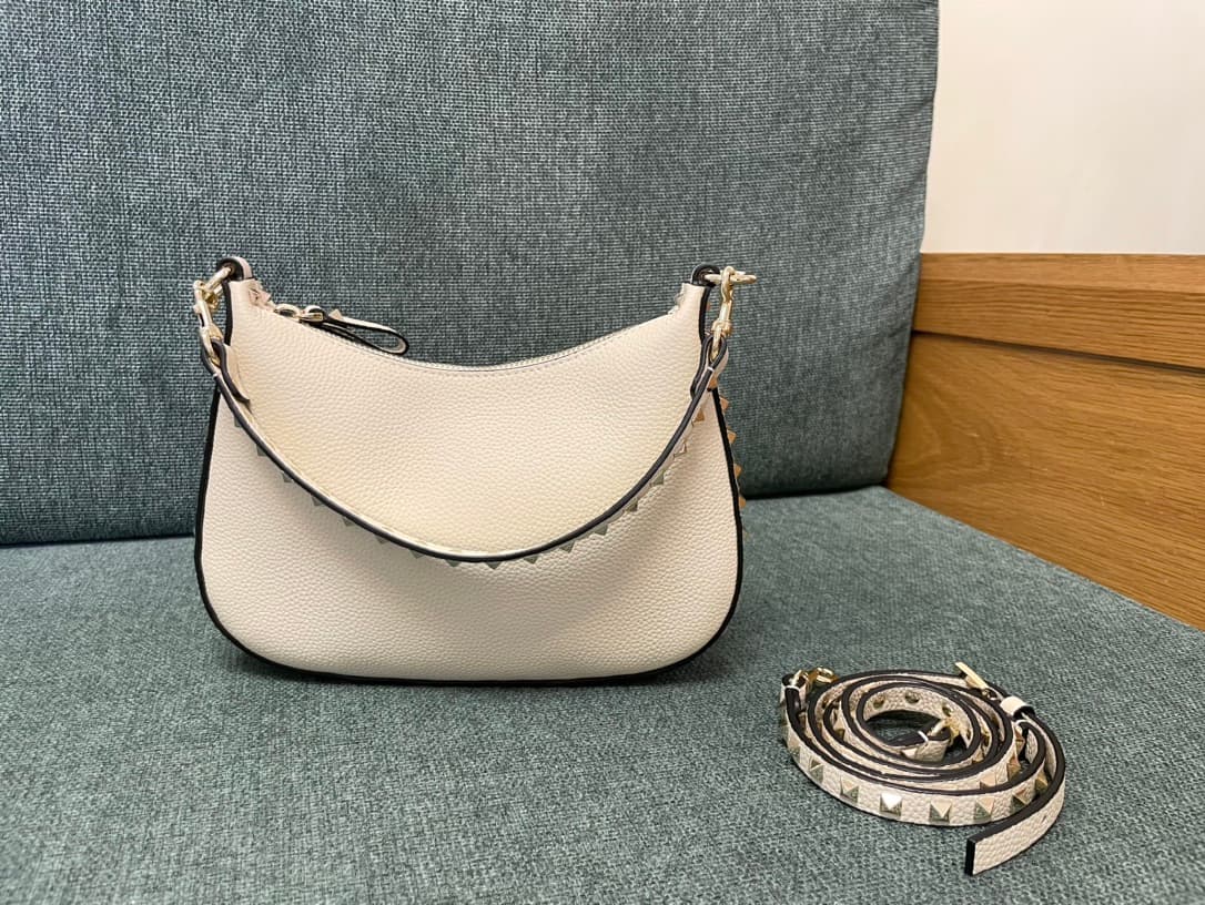Valentino Garavani Rockstud Hobo bag in grainy white calfskin high