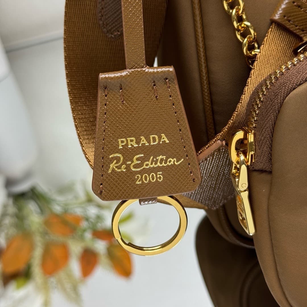 Prada Re-Edition 2005 Nylon bag 1BH204 Camel High