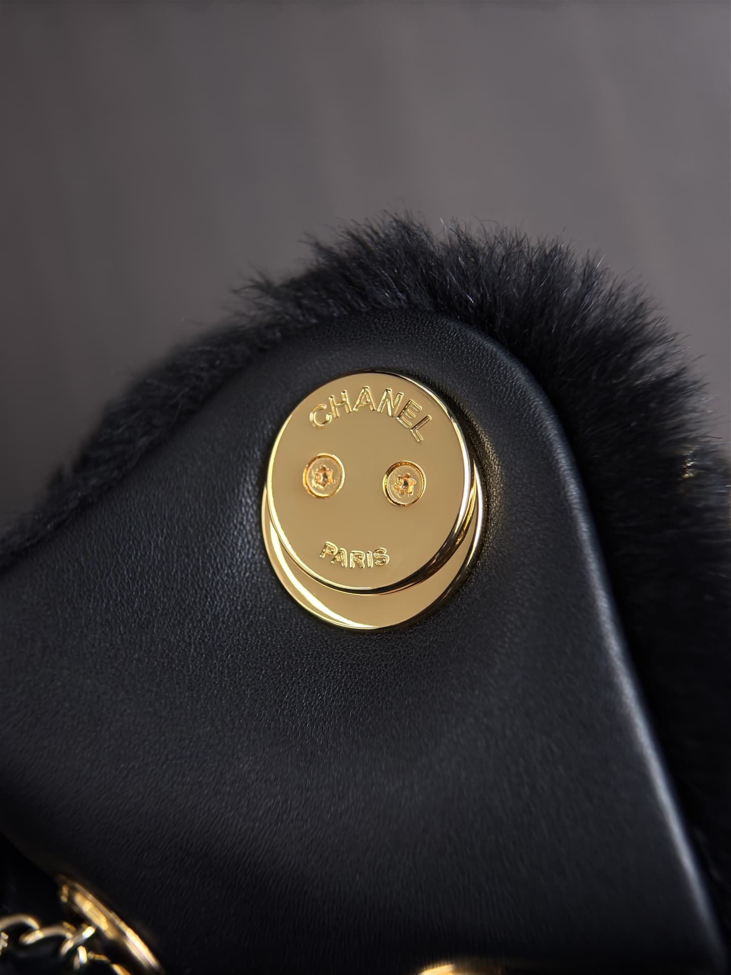 Chanel 25 Mini Hobo handbag AS5631 Lambskin & Gold-Tone Metal Black