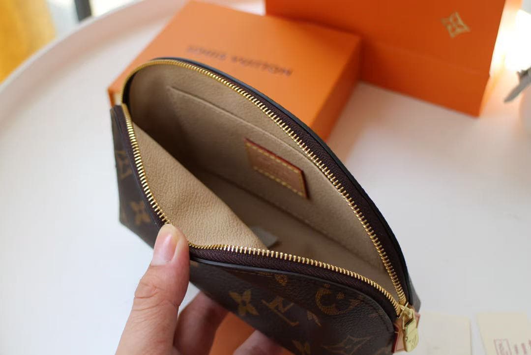 Louis Vuitton COSMETIC POUCH PM Monogram M47515 High
