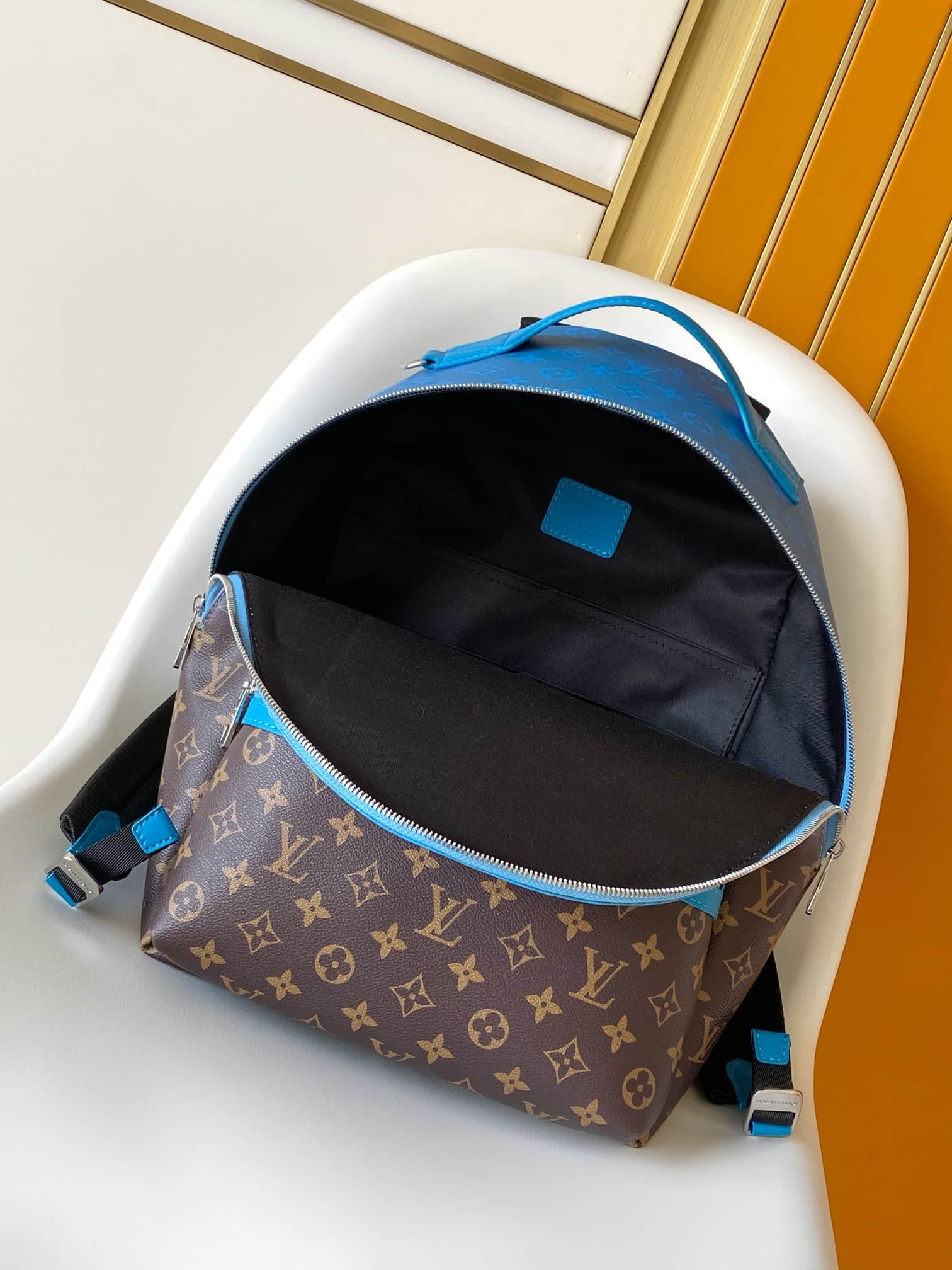Louis Vuitton Discovery Backpack PM Blue Monogram Pigment coated canvas M28025 High