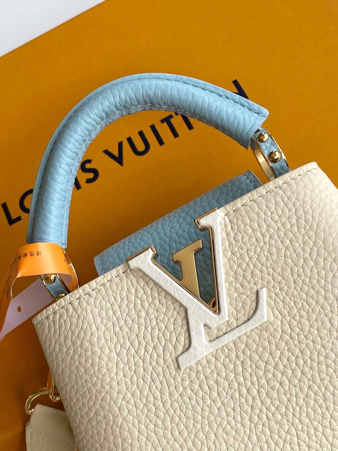 Louis Vuitton Capucines Mini Quartz/Washed Blue/Snow Taurillon leather M2A443 TOP