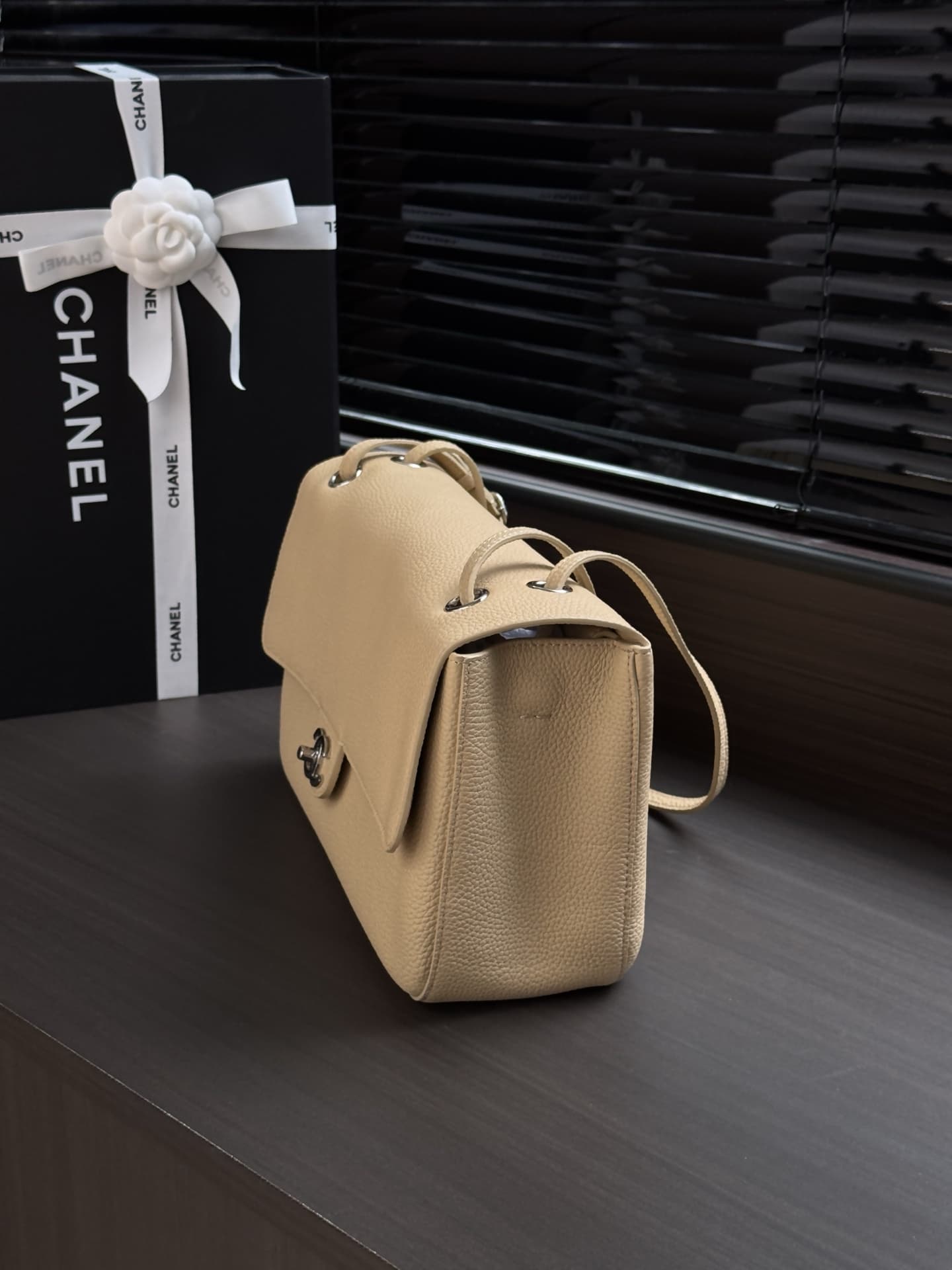 Chanel Maxi Flapbag Grained Calfskin & Silver-Tone Metal Beige AS6231 A