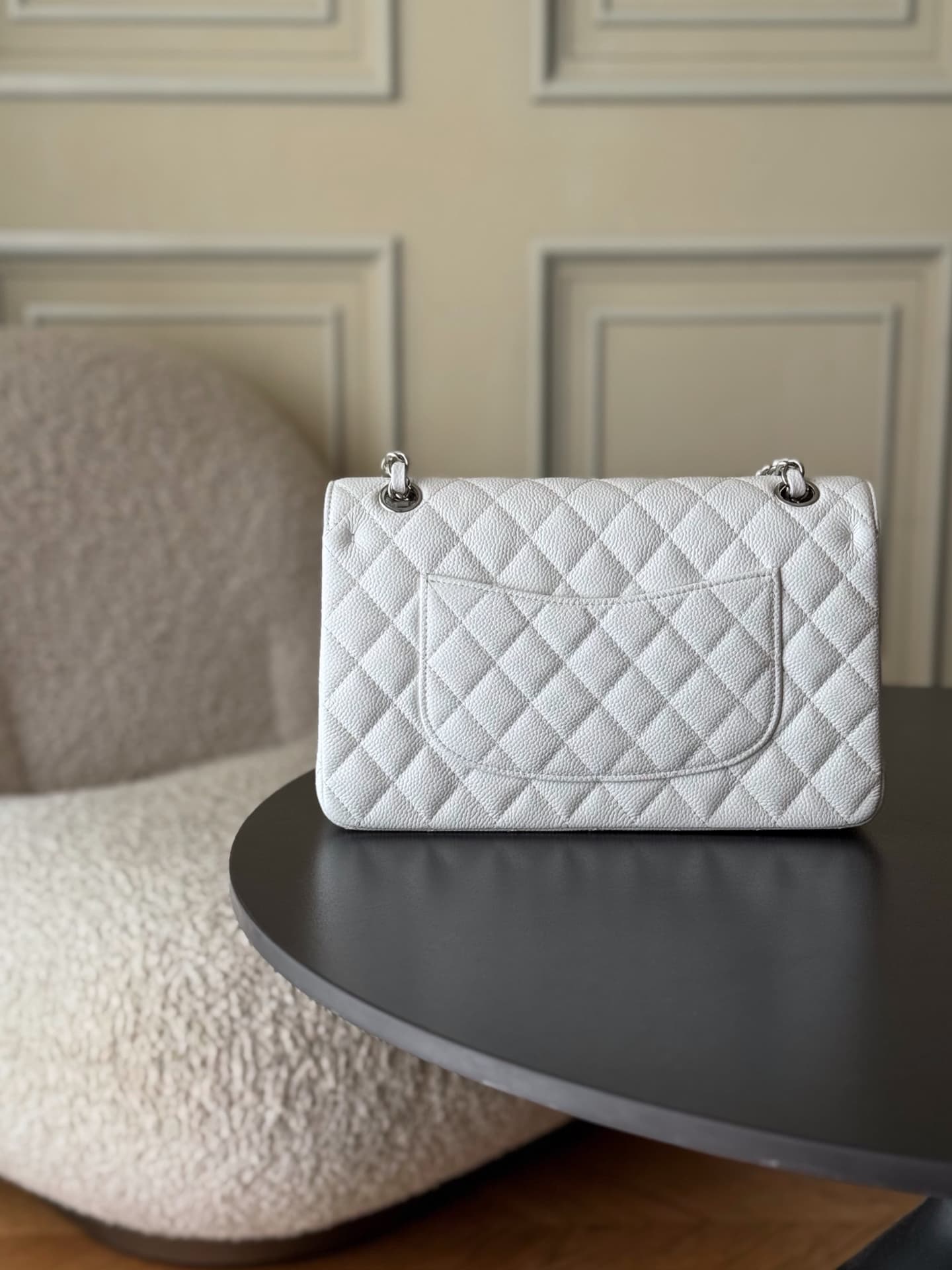 Chanel Medium CLASSIC HANDBAG Grained Calfskin White Silver Metal TOP