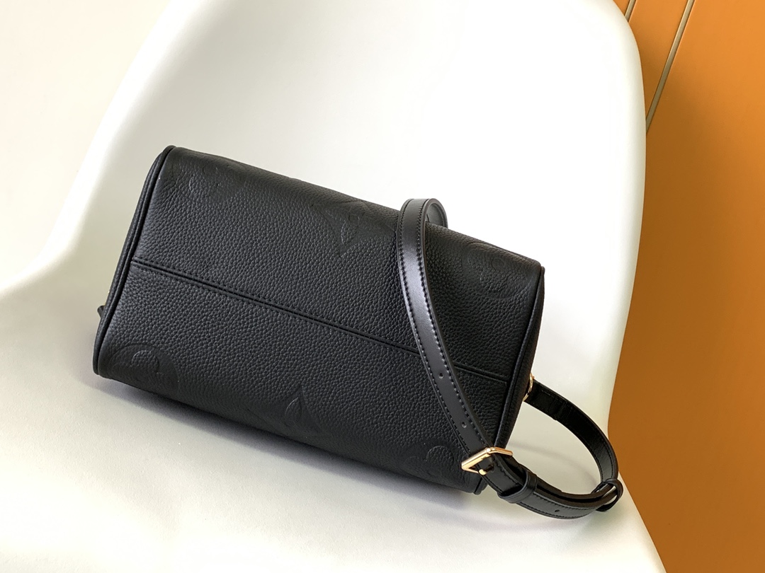 Louis Vuitton Speedy Bandoulière 25 Bag Black Embossed supple grained cowhide leather M58951 High