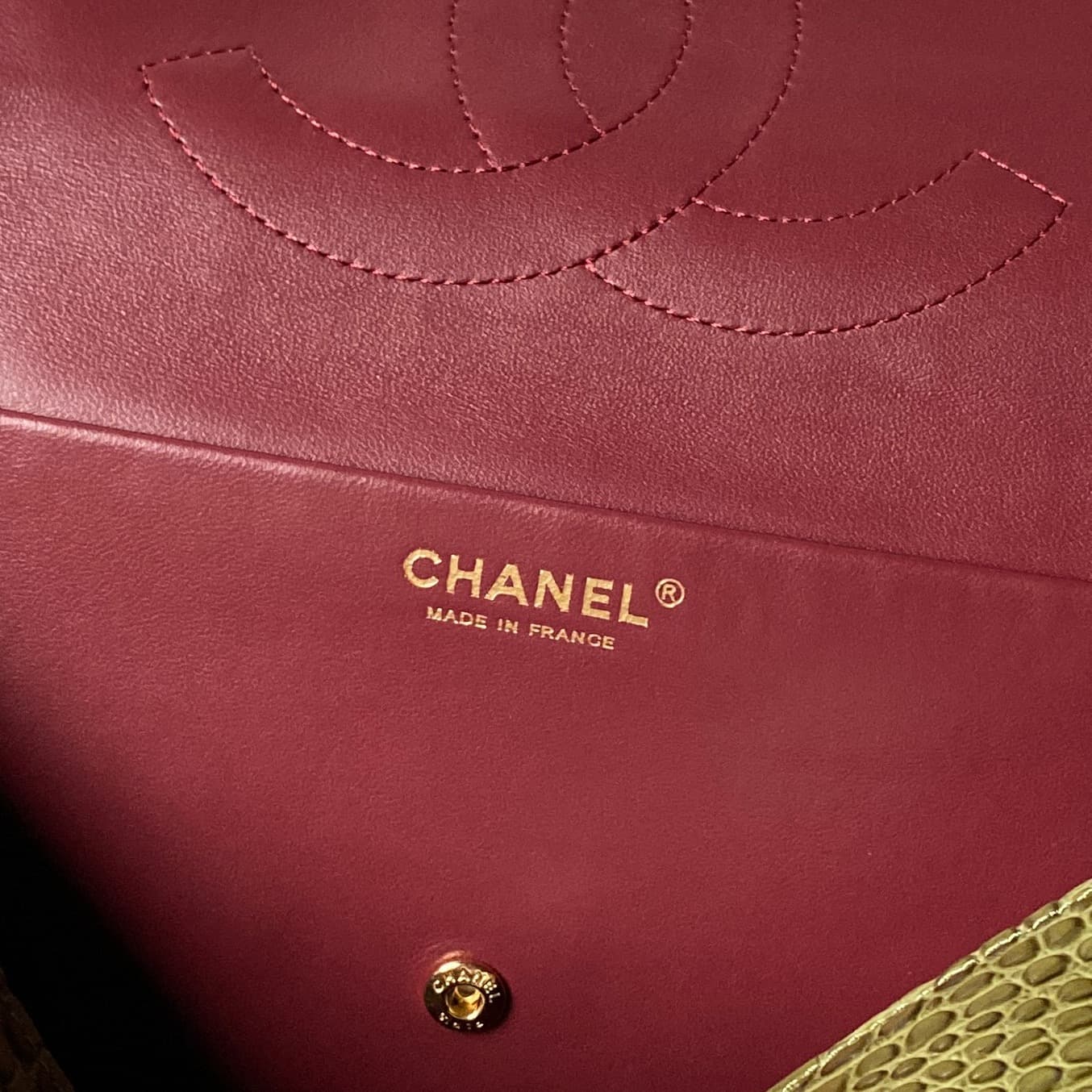 Chanel Maxi Flapbag Crocodile Embossed Calfskin& Gold-Tone Metal Green AS6231 A