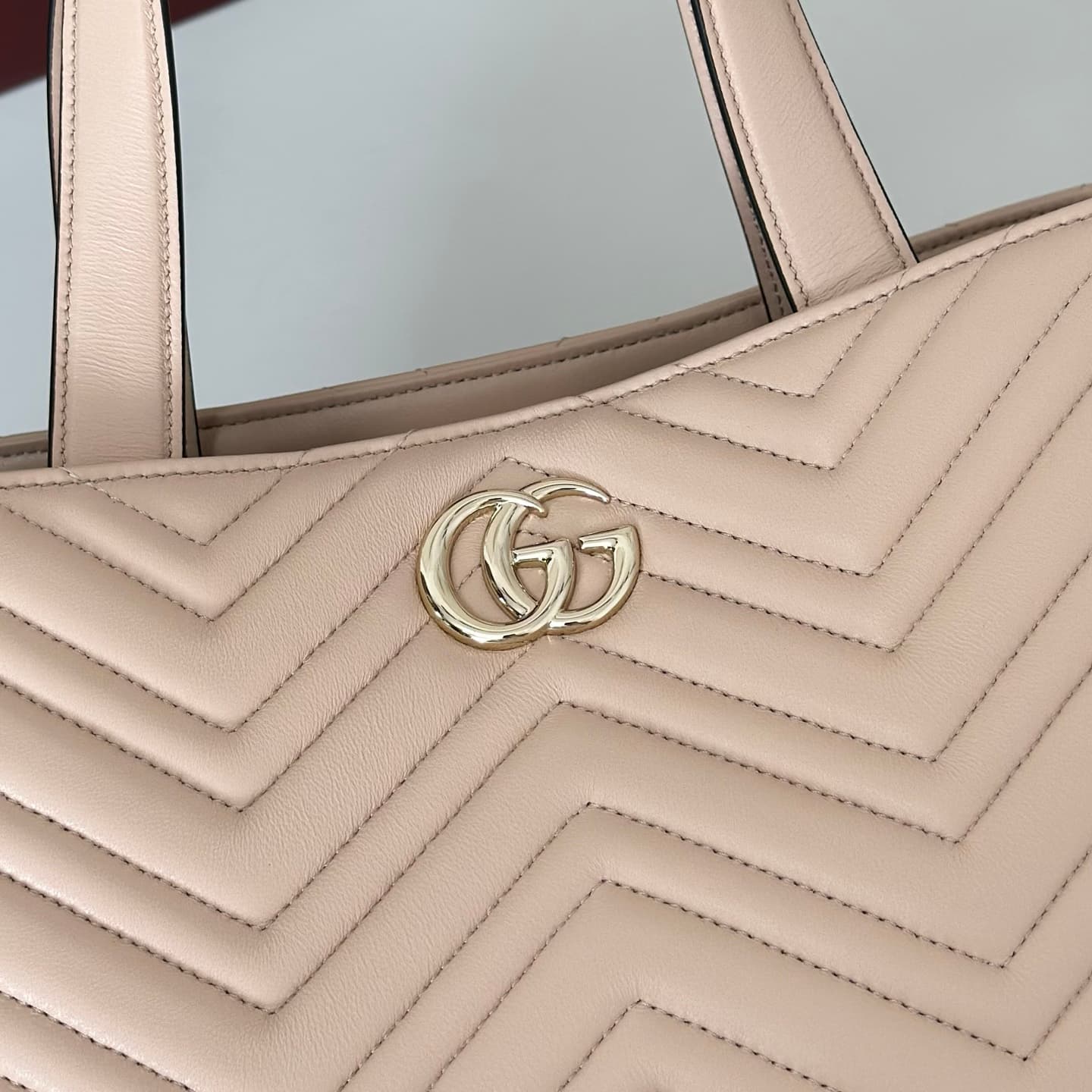 Gucci Betty medium tote bag 847387 pale pink leather High