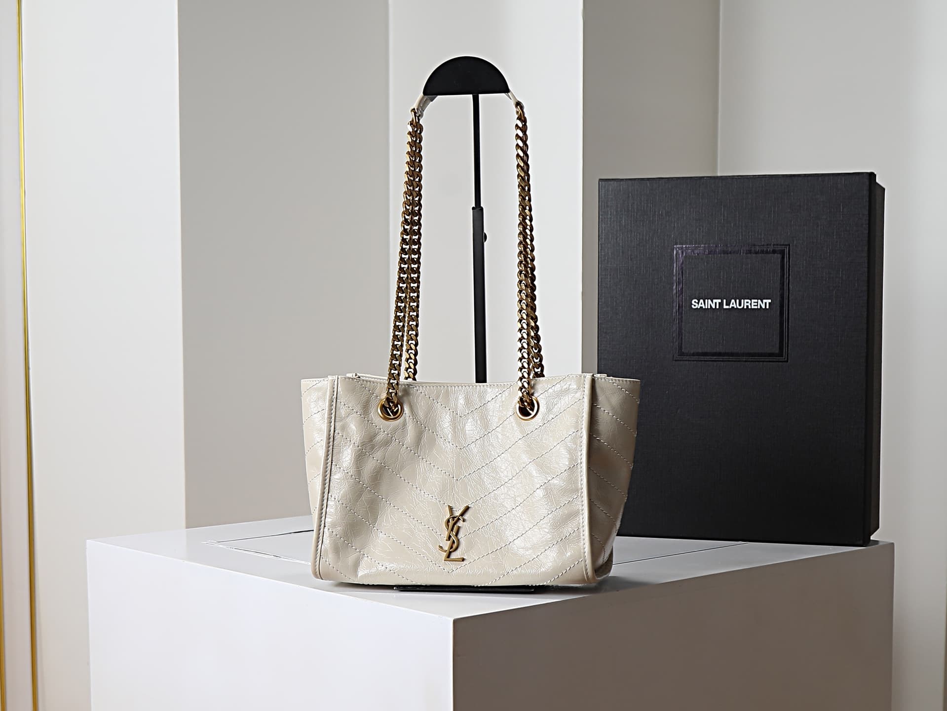 Saint Laurent Niki Shopping Tote Bag Calf Leather In White 872680 High