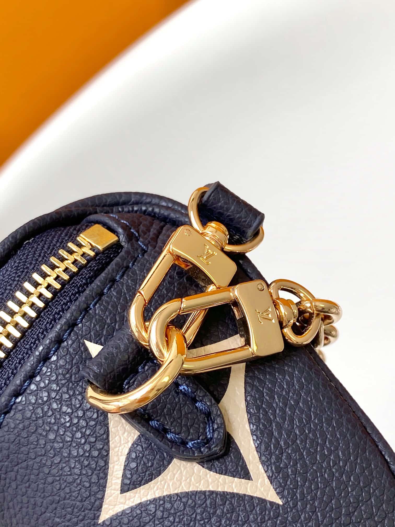 Louis Vuitton Mini Bumbag Empreinte Monogram Giant M85636 High