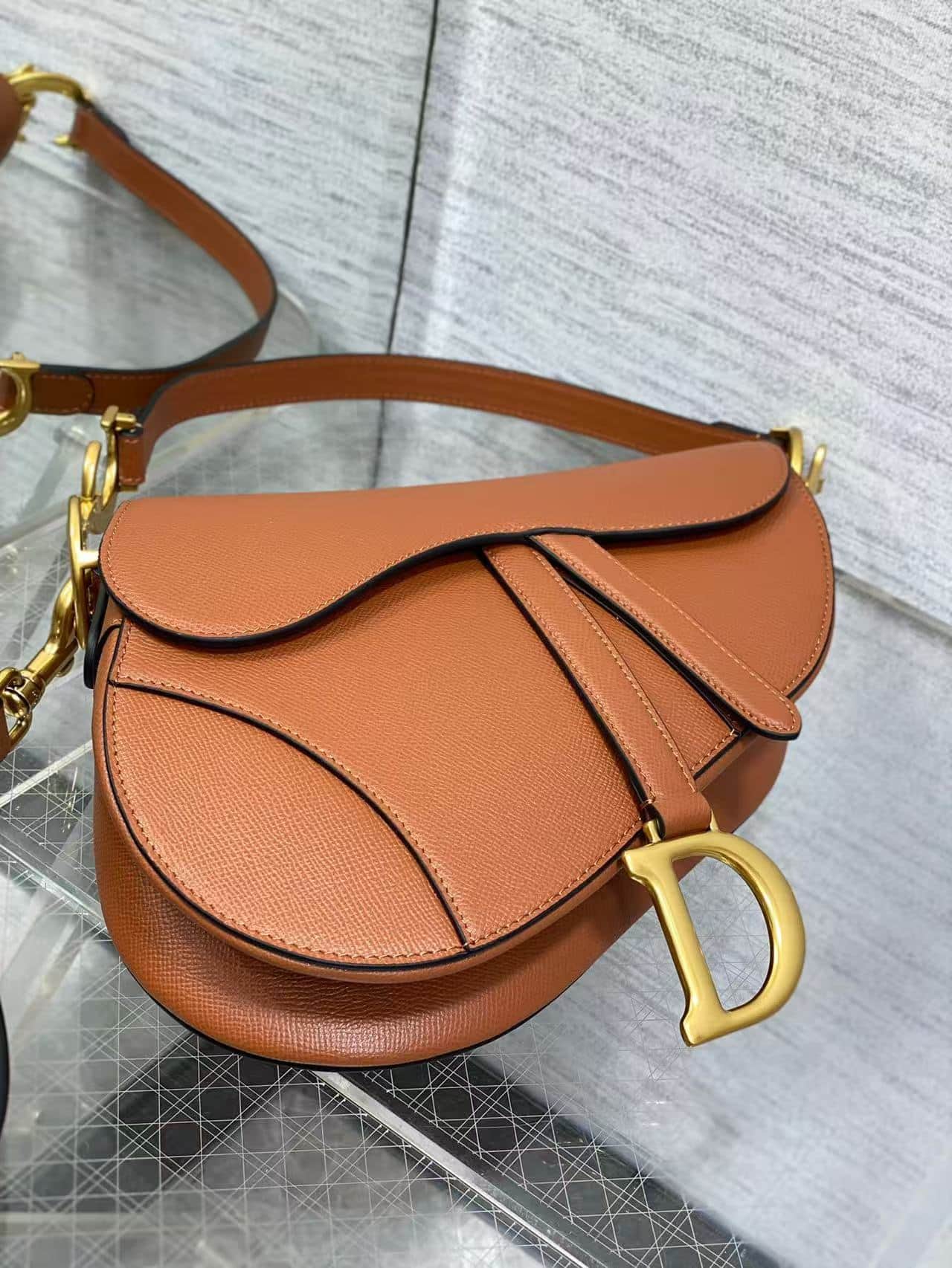 SADDLE BAG Grained Calfskin Caramel High