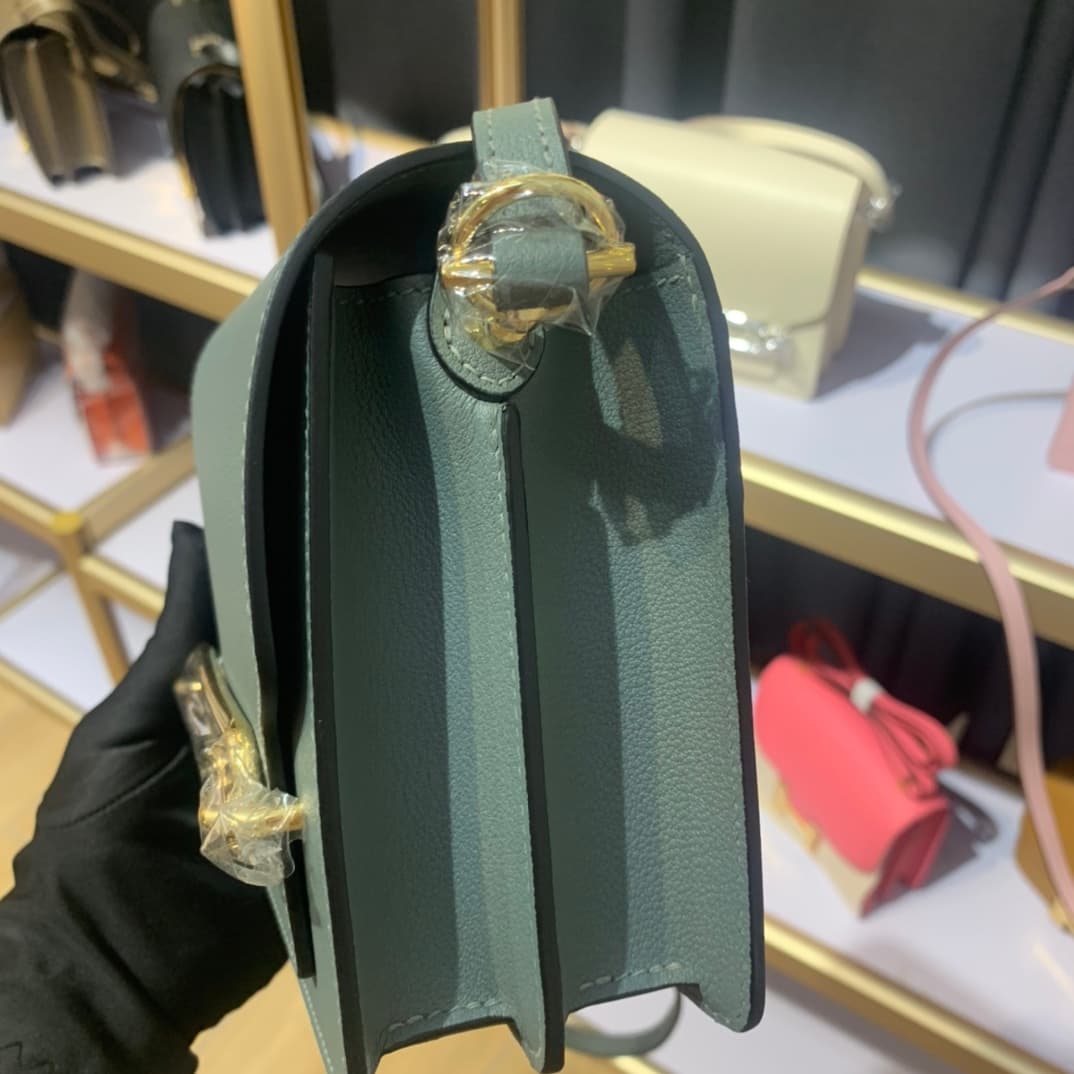 Hermes Roulis wallet in Vert Amande Calfskin Etoupe WAX Gold/Silver-Metal High