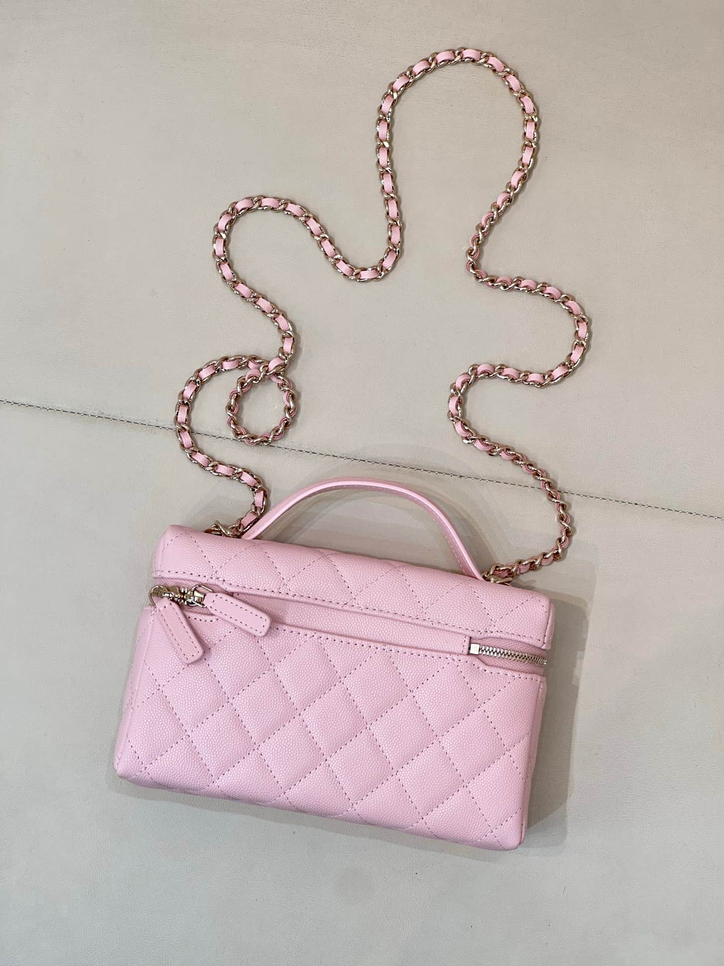 Chanel Classic Vanity with Chain Grained Calfskin & Gold-Tone Metal Pink AP4385 TOP