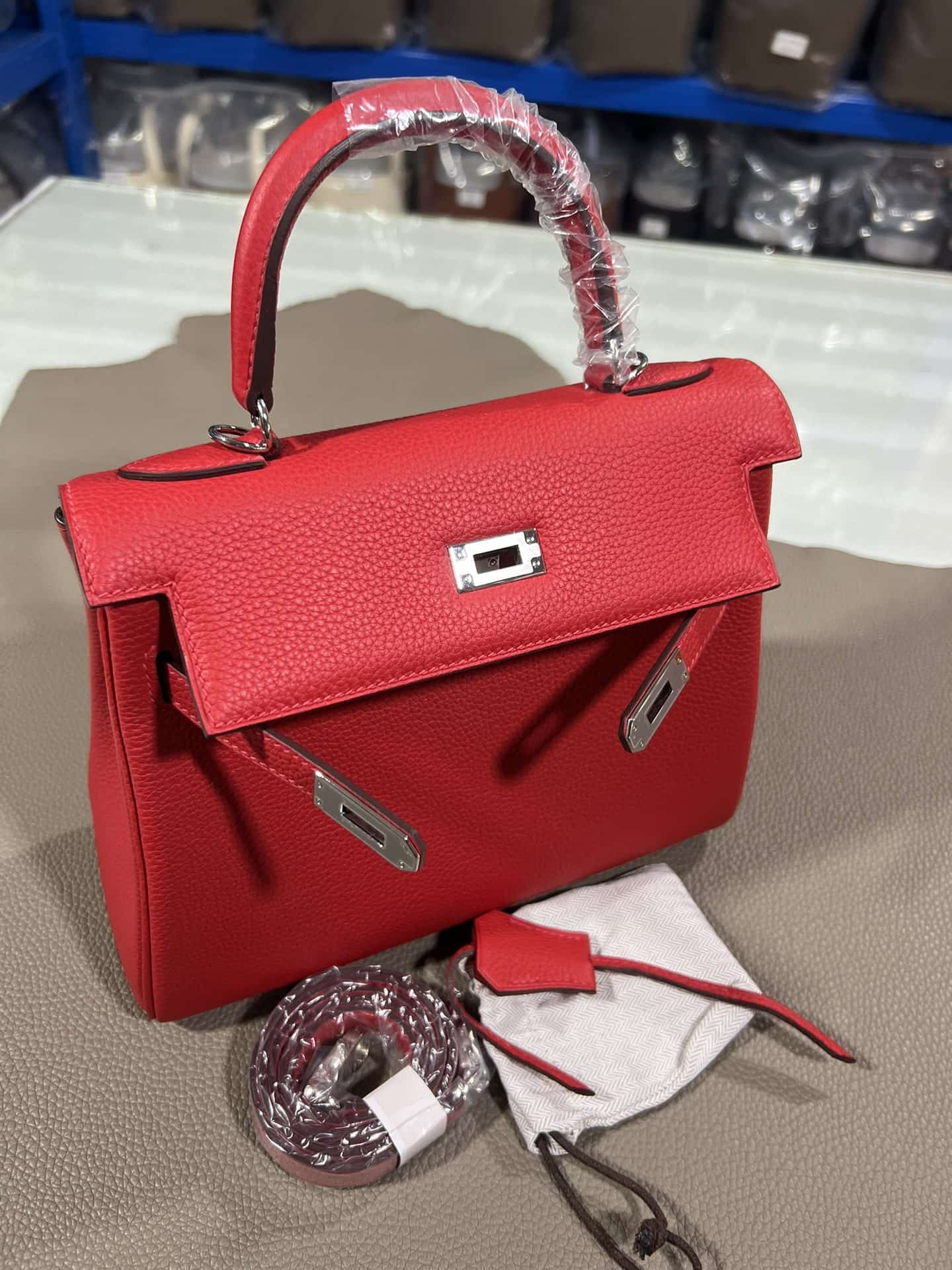 Hermes Kelly 25/28/32cm Retourne Bag Togo Leather In Red WAX High