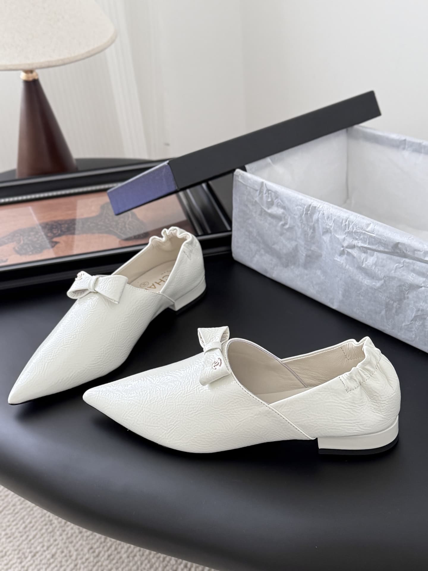 Chanel Flats shoes Women