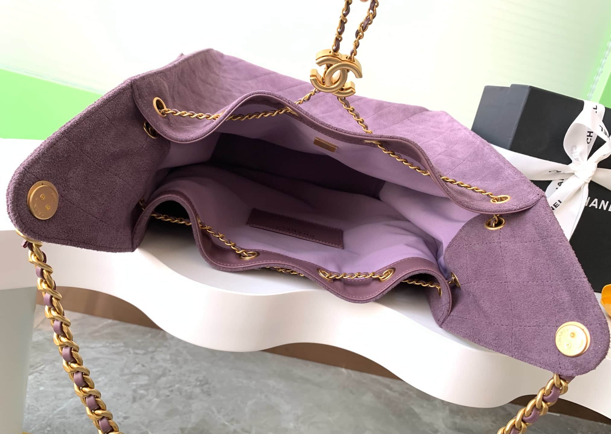 Chanel 25 Medium Hobo Medium handbag AS5311 Suede & Gold-tone Metal Purple High