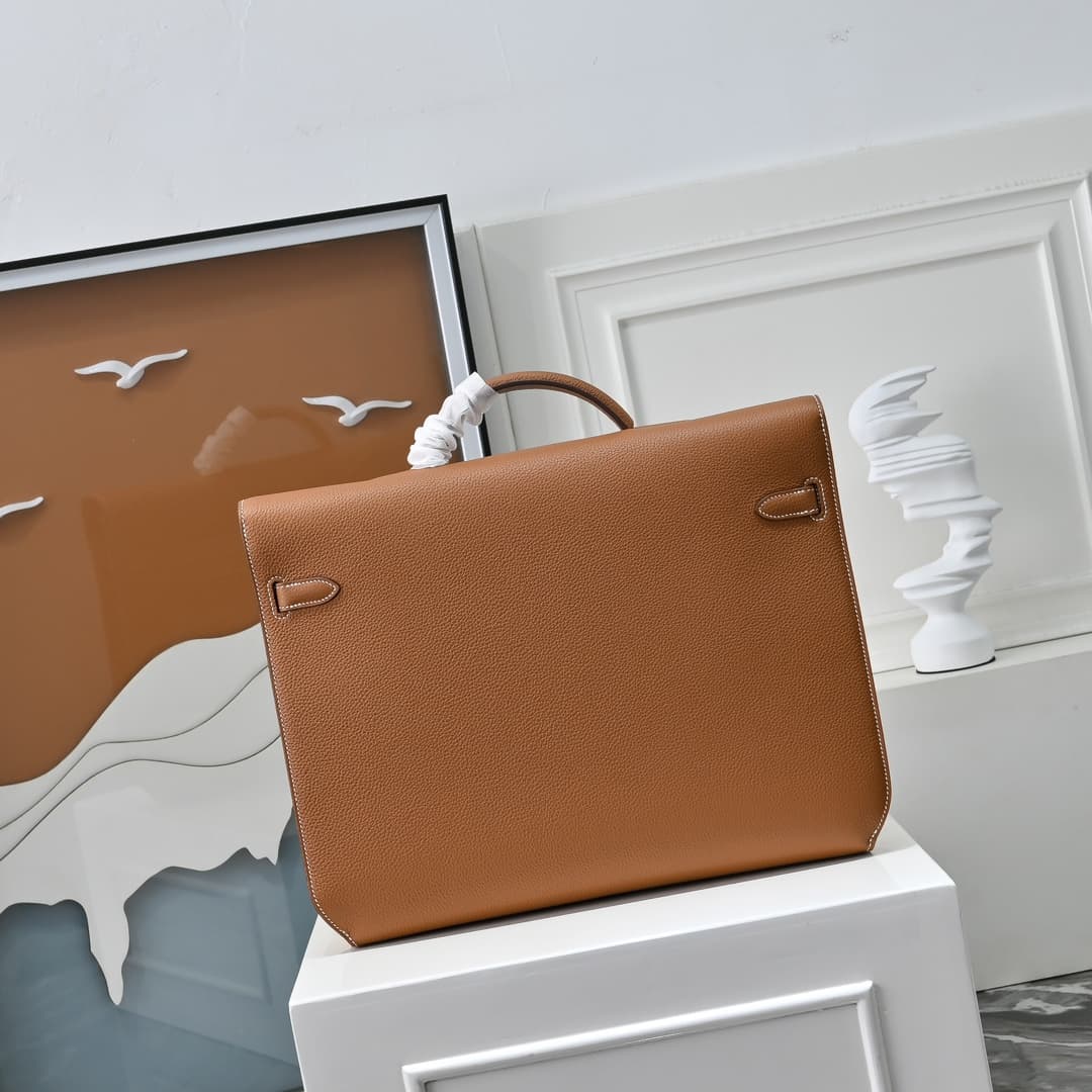 Hermes Kelly depeches Togo 36 briefcase In Camel CalfskIn WAX High