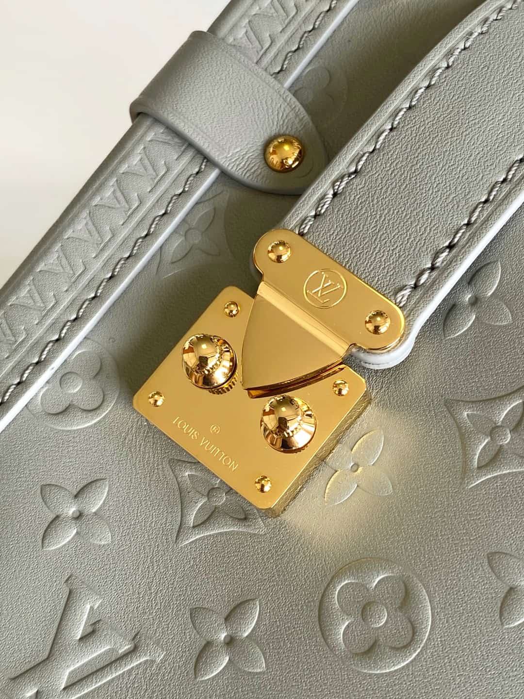 Louis Vuitton Side Trunk MM Cloud Gray Calfskin leather M25602 High
