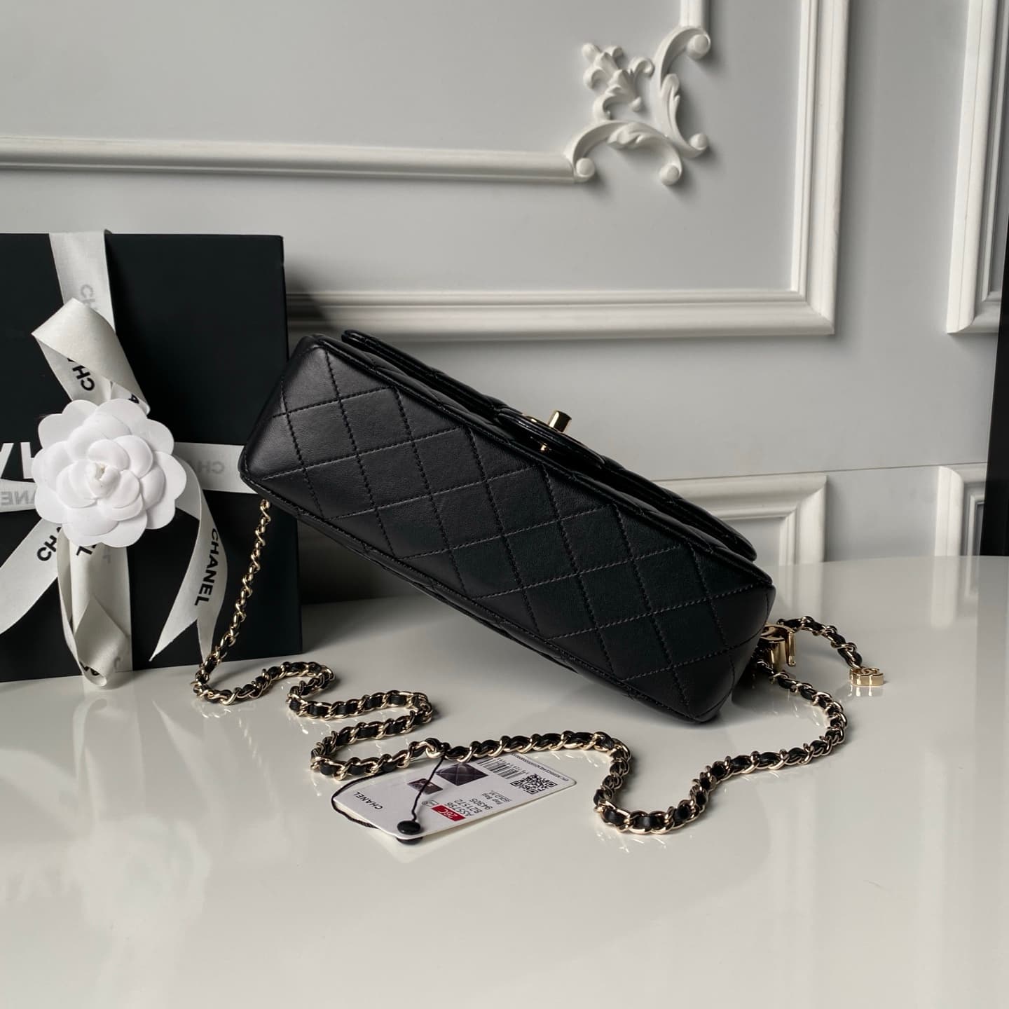 Chanel Classic Flap Bag Lambskin & Gold-Tone Metal AS5756 Black High