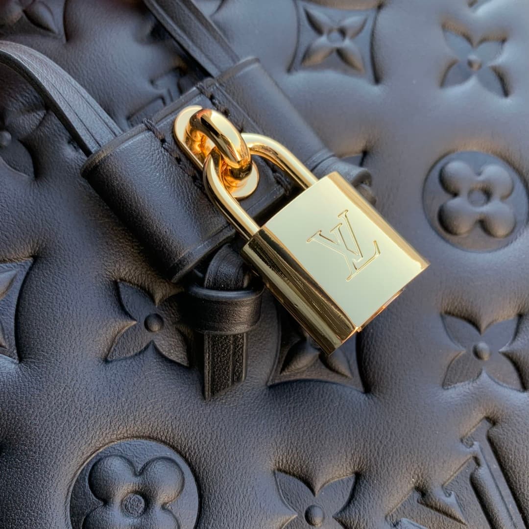 Louis Vuitton Coussin Bucket bag Monogram-embossed lambskin M26216 black high