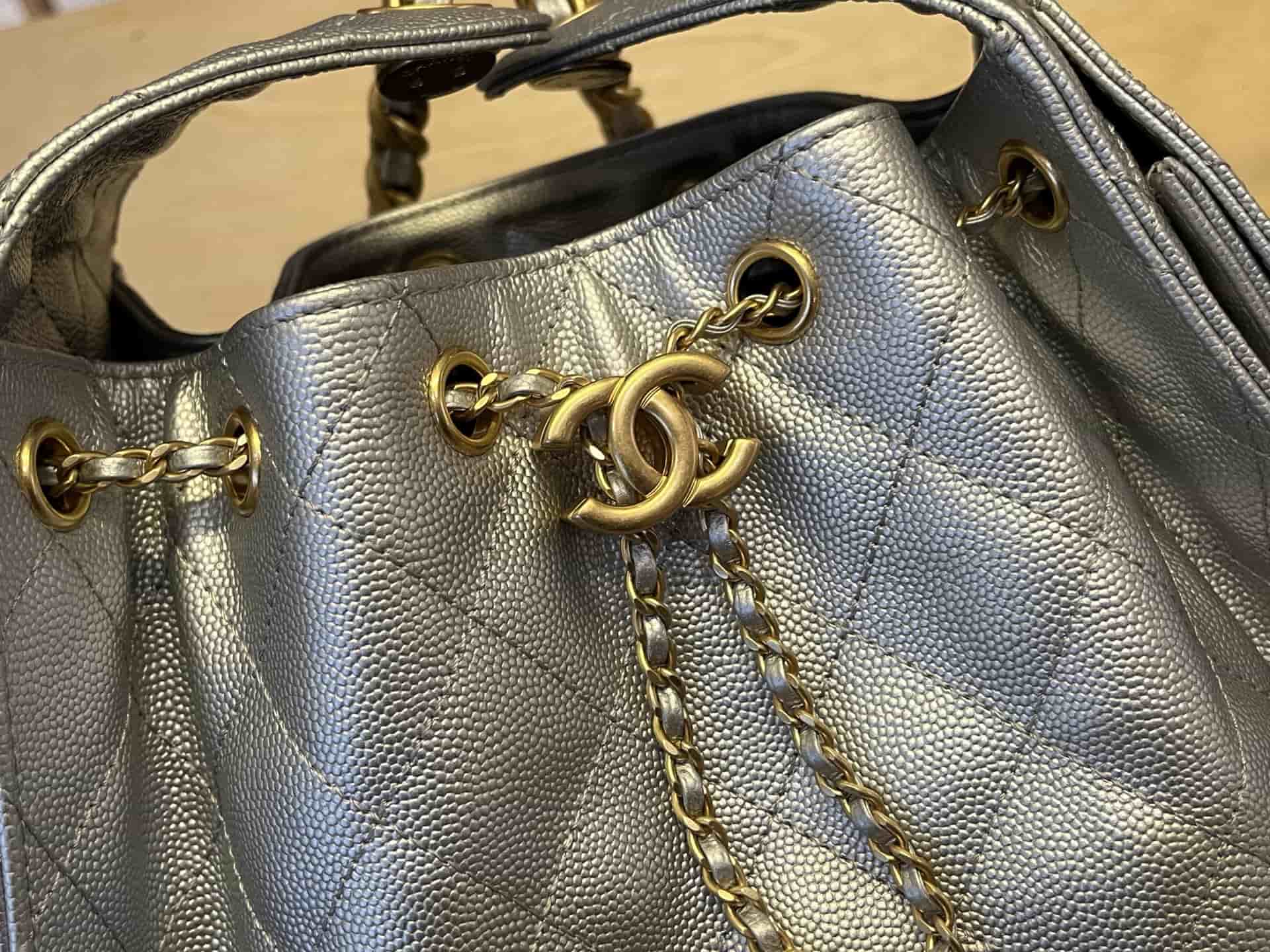 Chanel 25 Small Hobo handbag AS5293 Grained Calfskin & Gold-tone Metal Silver A