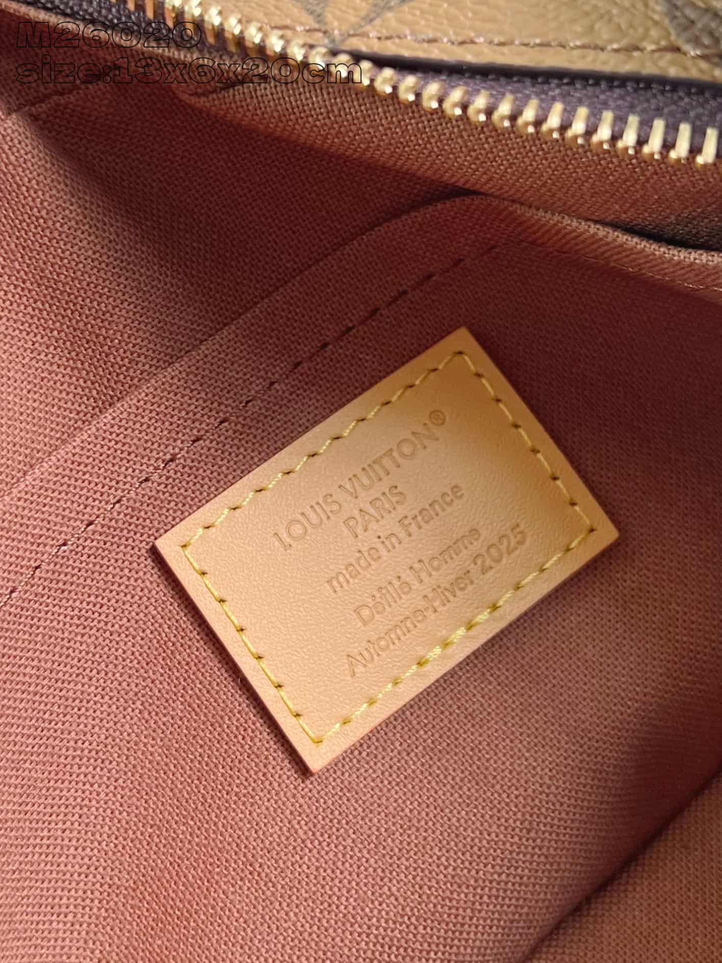 Louis Vuitton Trocadéro Wearable Wallet M26020 Brown High