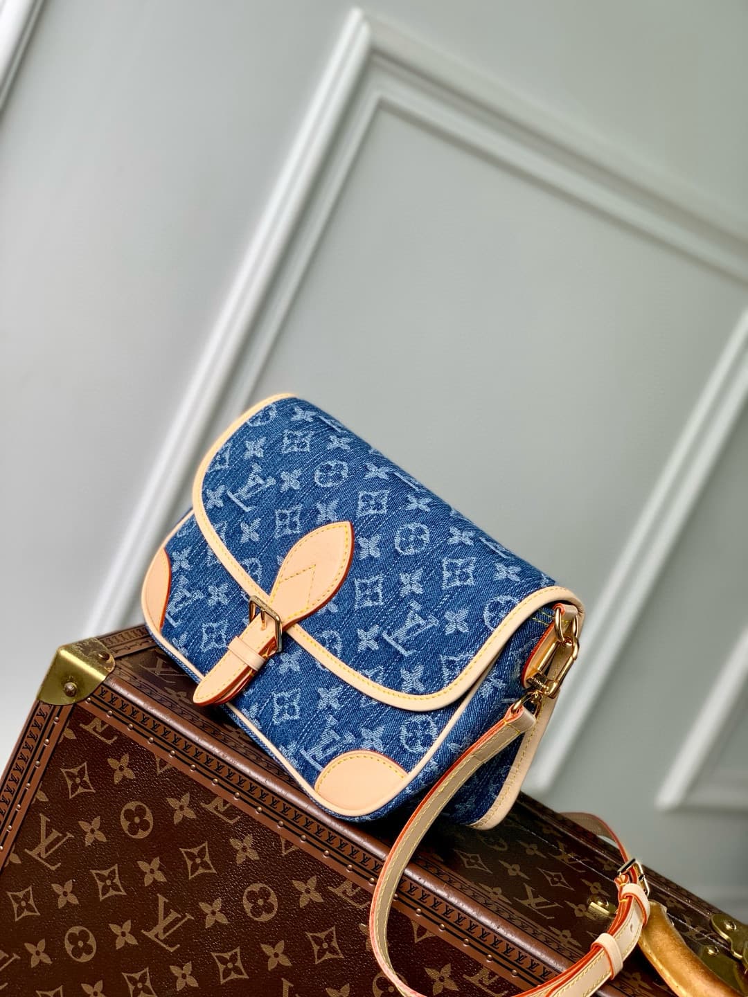 Louis Vuitton Diane Denim Blue M13070 High