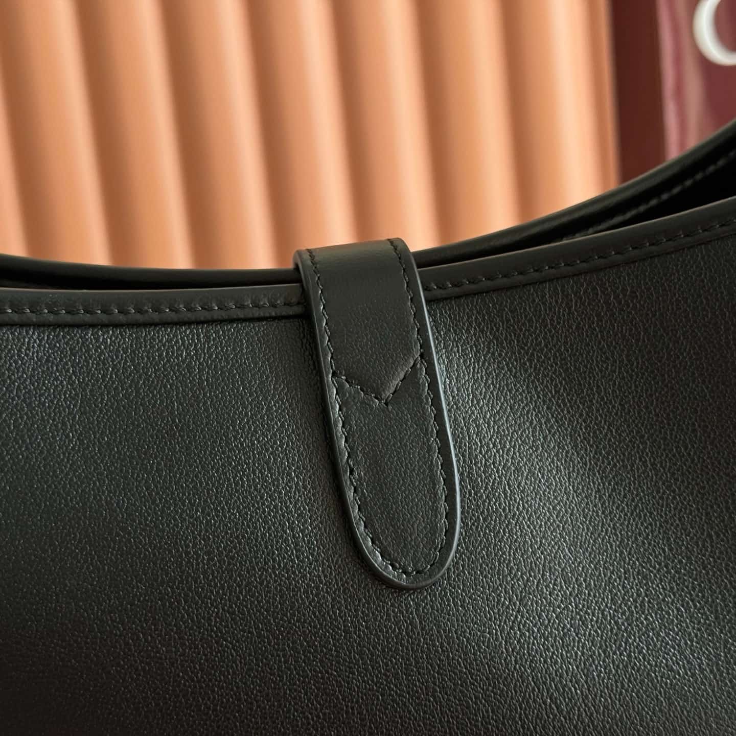 Gucci Jackie 1961 large crossbody bag Dark brown soft grainy leather 863279 High