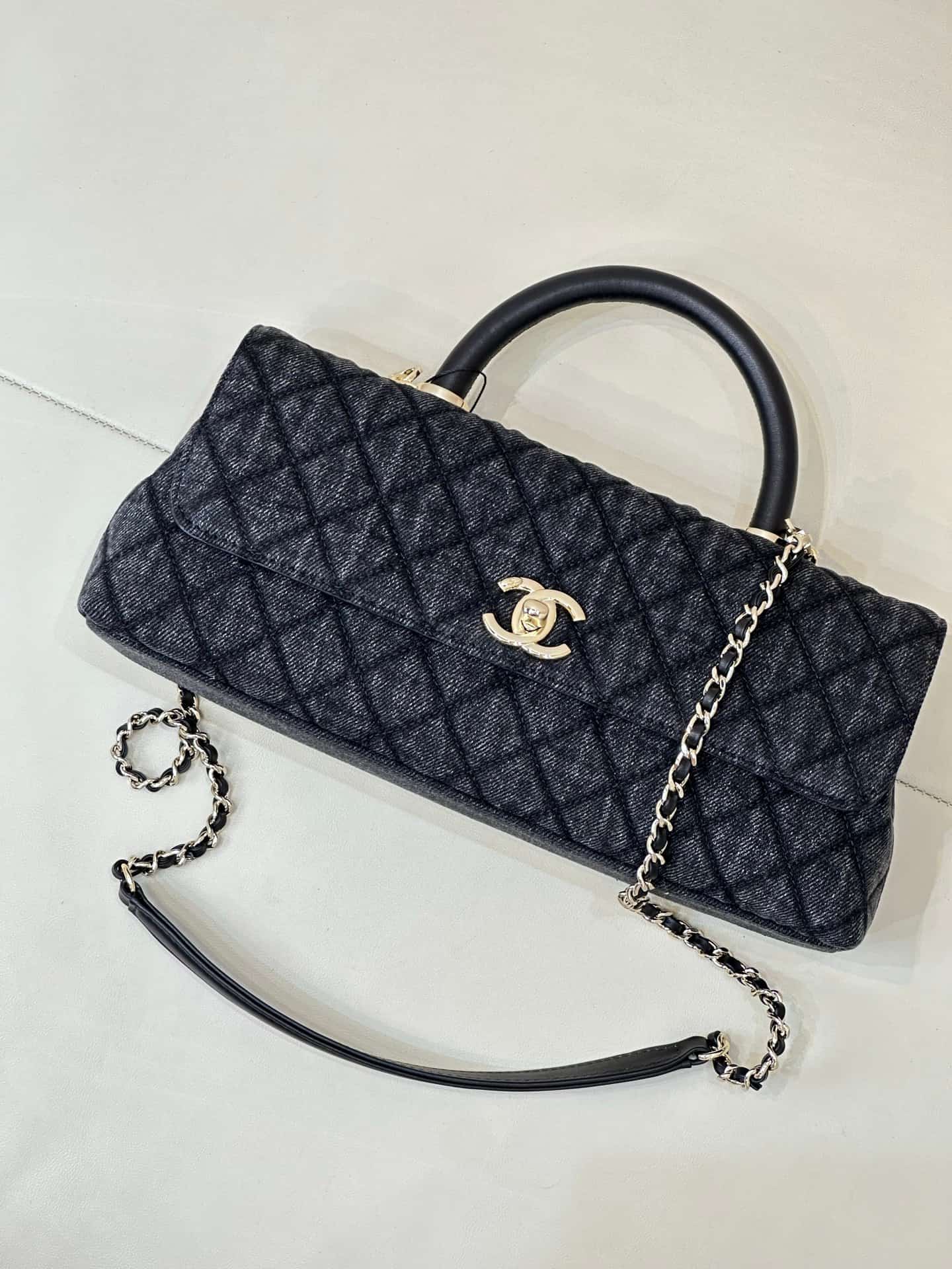 Chanel Maxi Flap Bag with Top Handle Washed Denim& Gold-Tone Metal AS6091 Black TOP