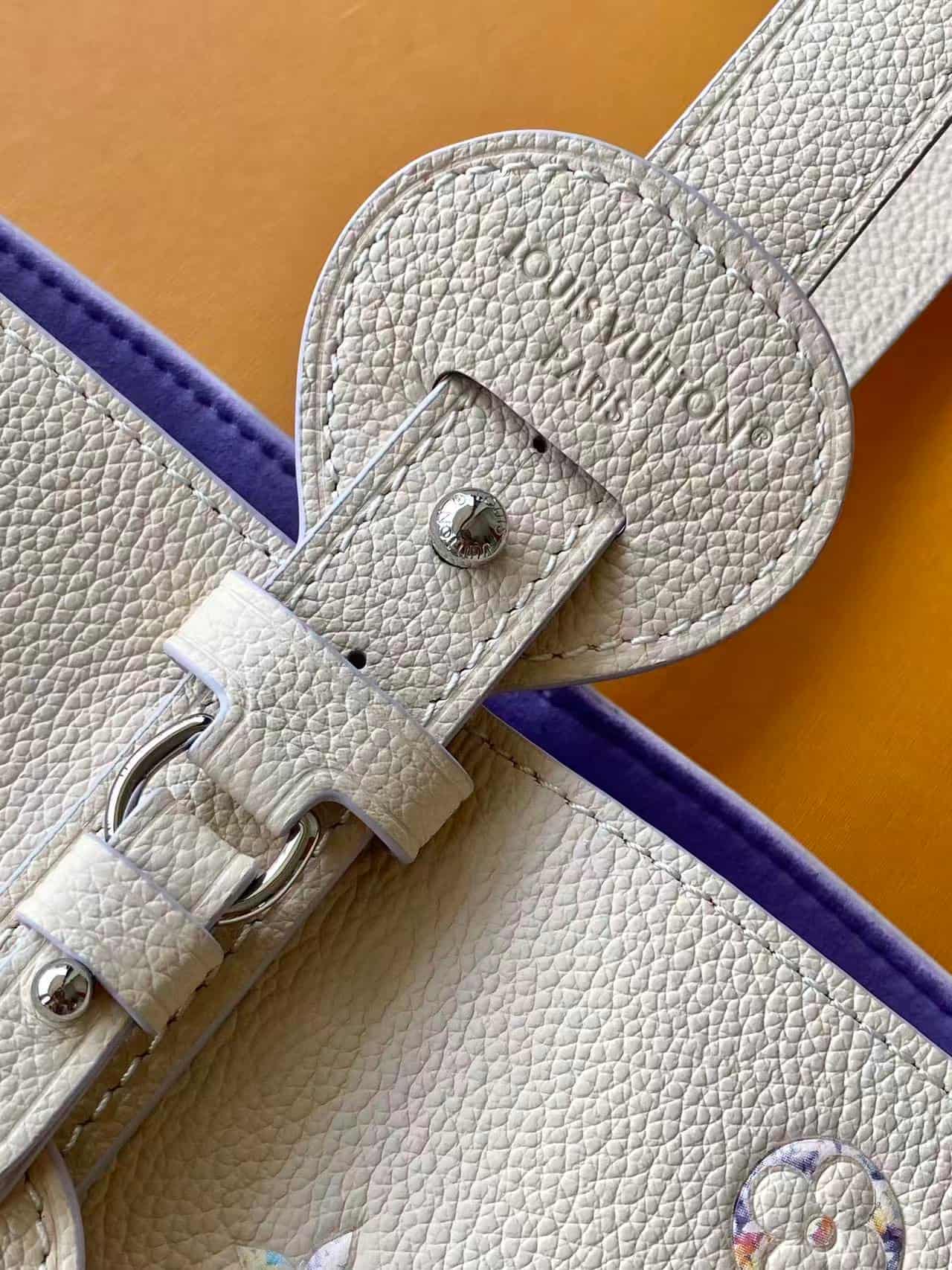 Louis Vuitton All In BB Link Quartz Embossed cowhide leather M29835 High