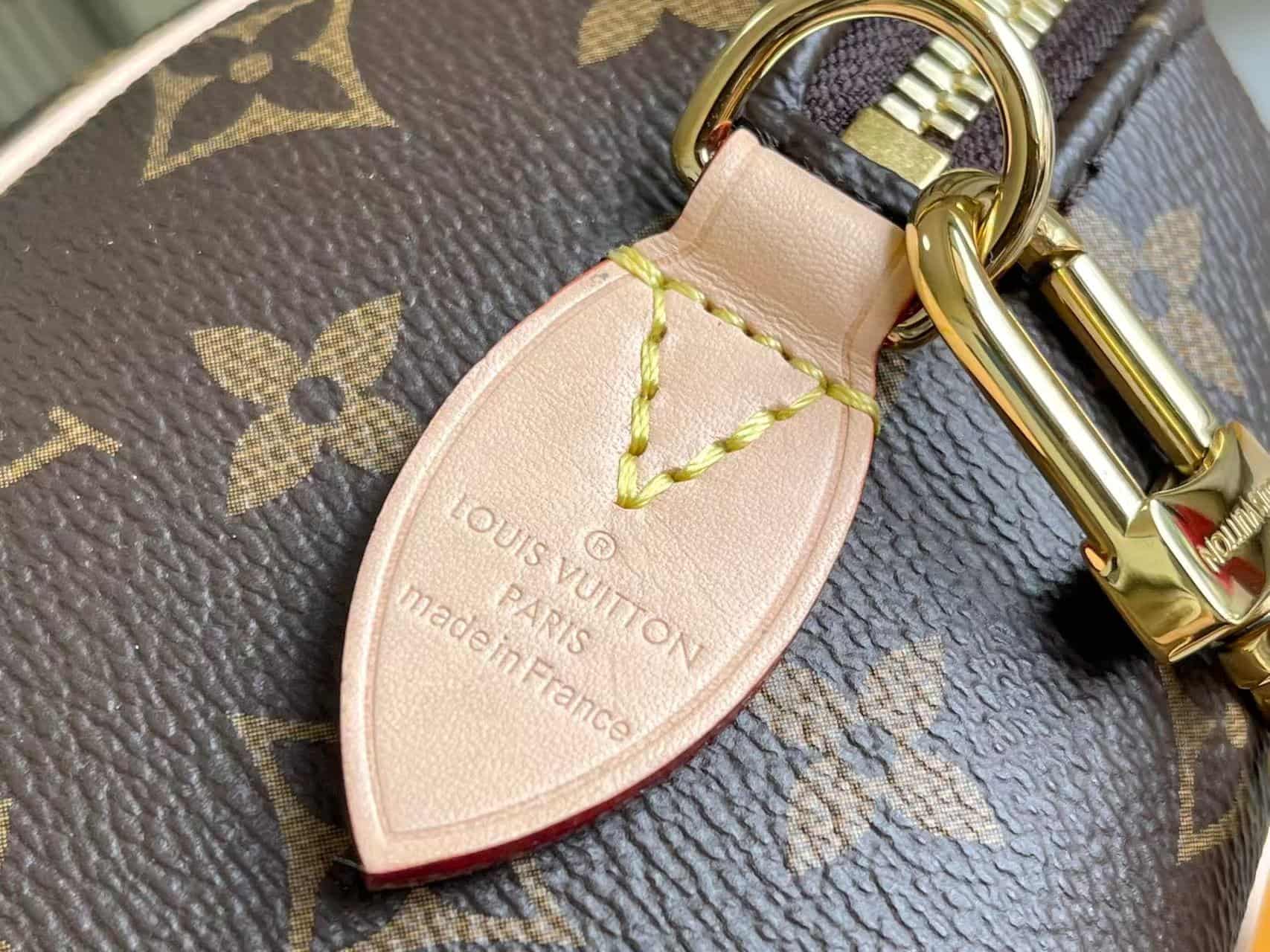 Louis Vuitton Speedy Bandoulière 20 Monogram coated canvas M46222 Top