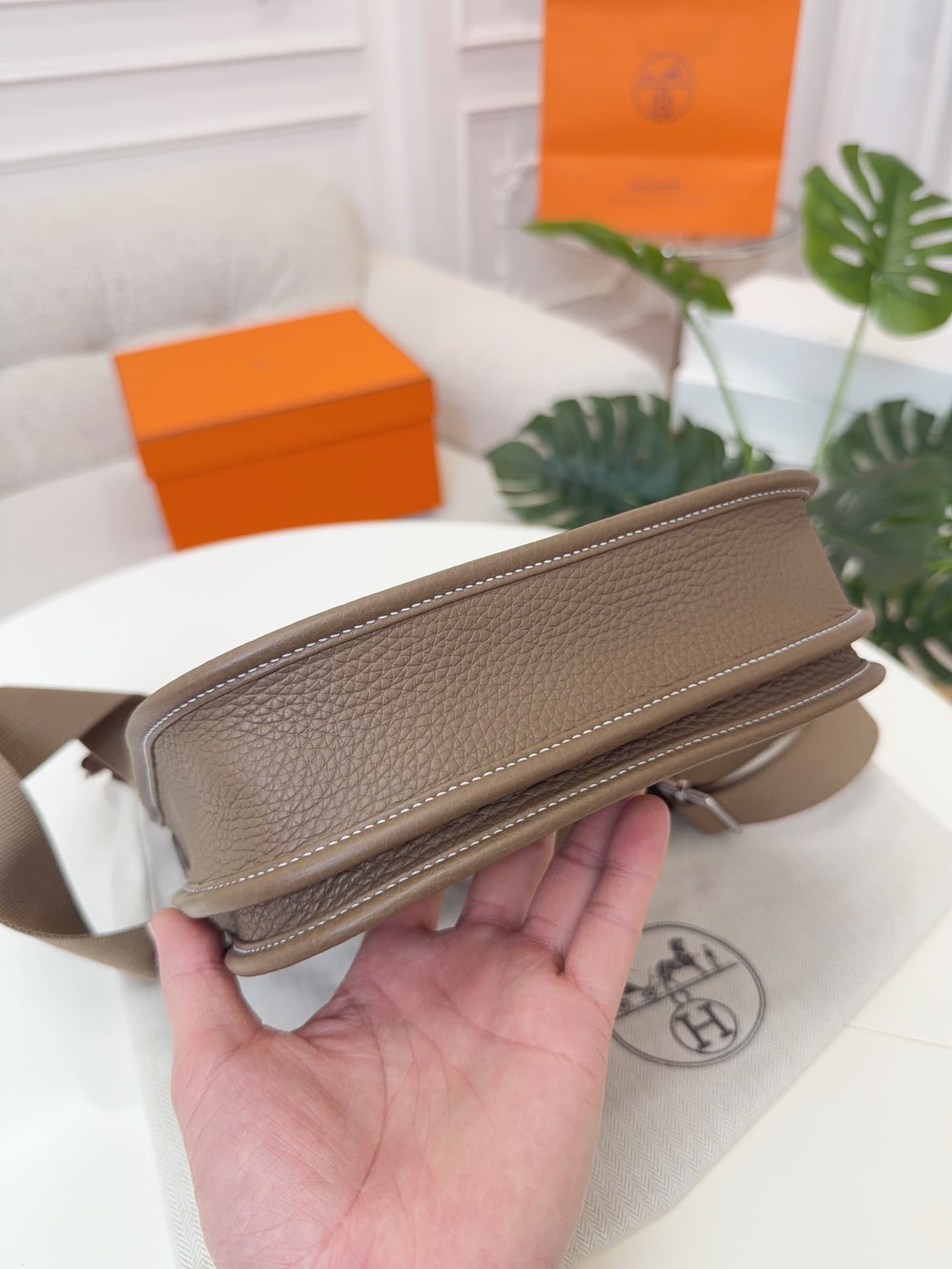 Hermes Evelyne Mini 23 Bag Calfskin In Etoupe WAX High