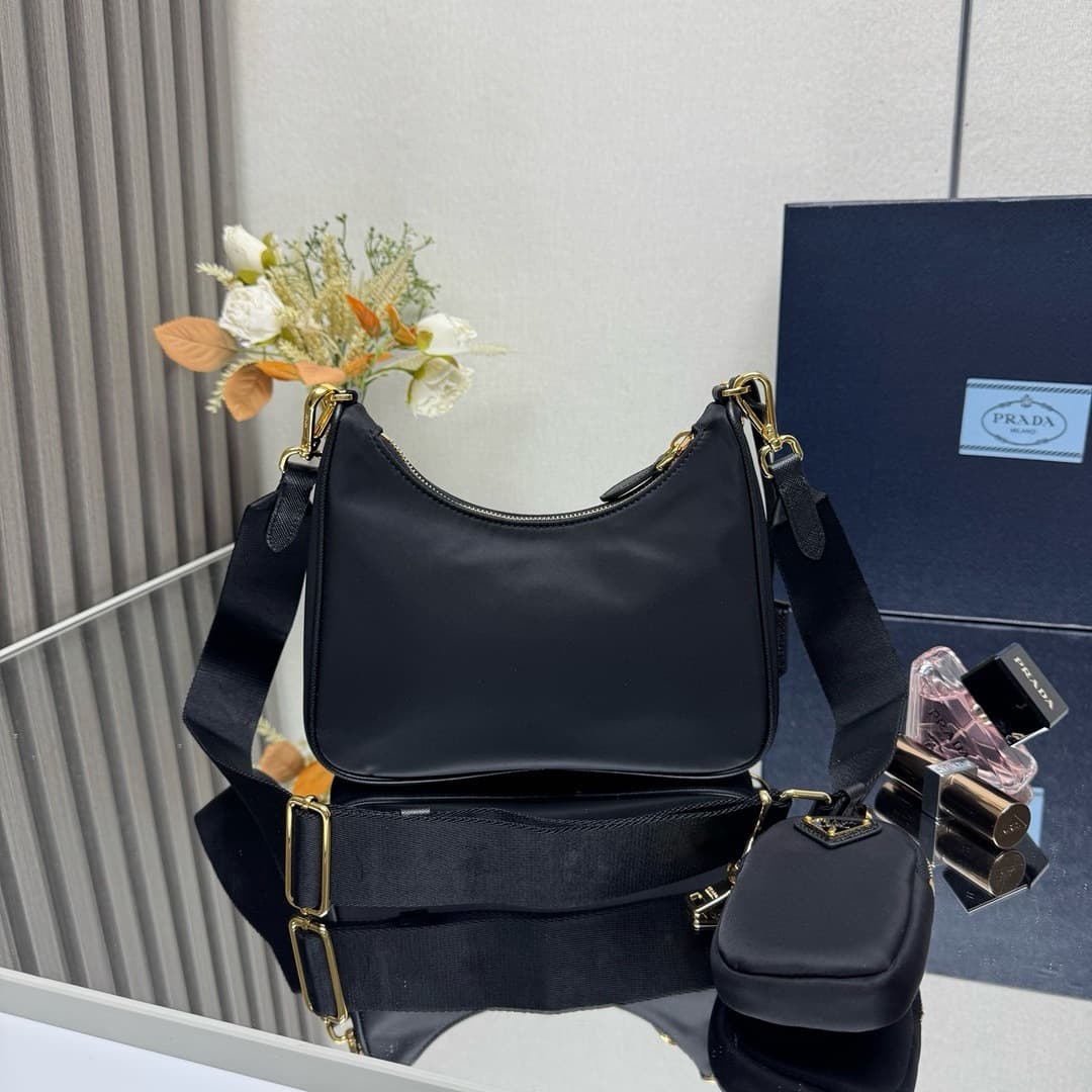 Prada Re-Edition 2005 Nylon bag 1BH204 Black High