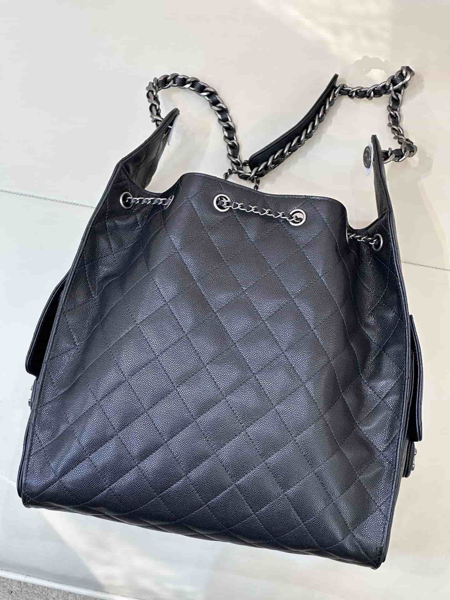 Chanel 25 Medium Hobo handbag AS5311 Grained Calfskin & Silver-tone Metal Black TOP